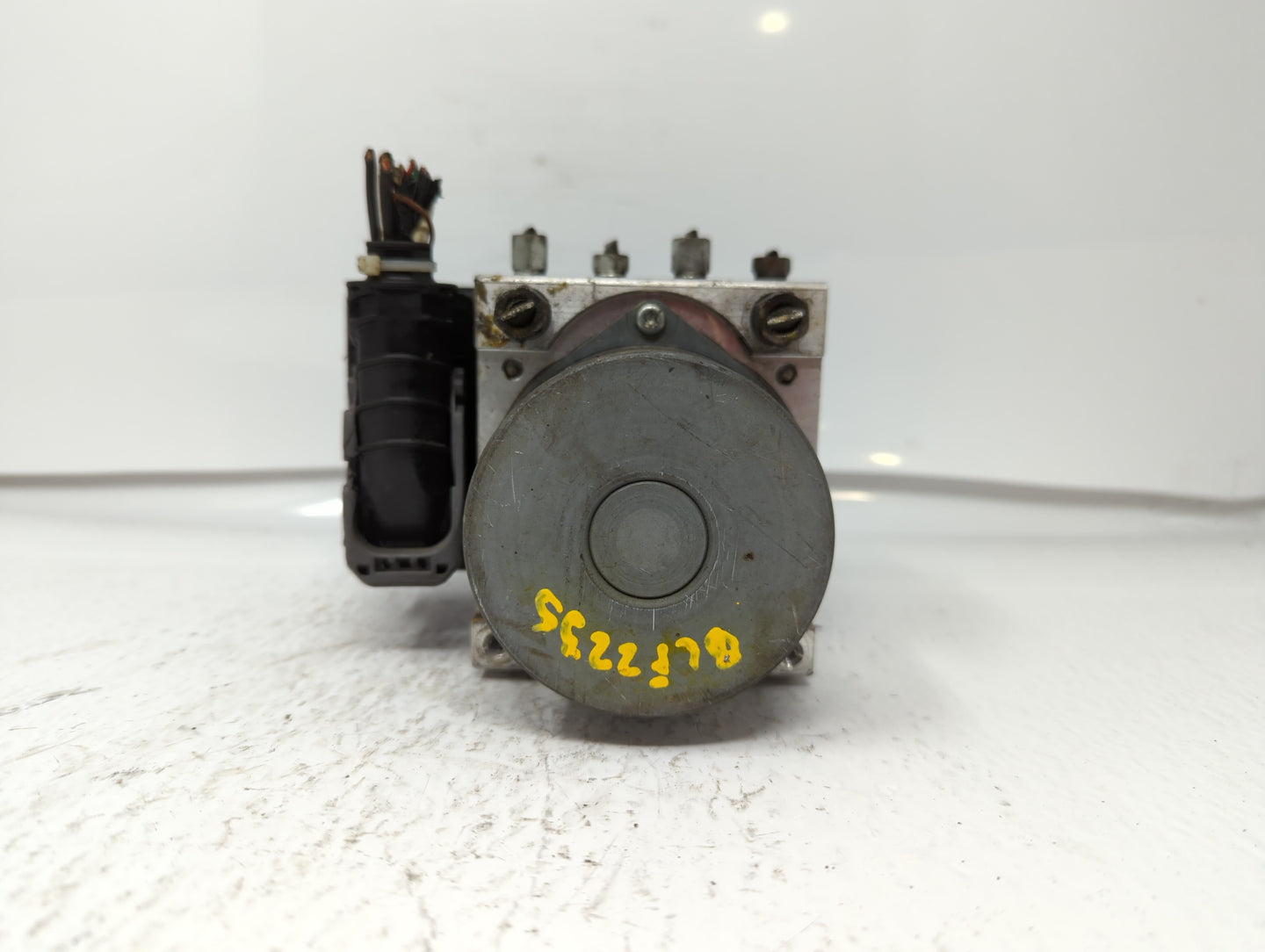 2018 Infiniti Qx60 ABS Pump Control Module Replacement P/N:47660 9PP1D Fits OEM Used Auto Parts - Oemusedautoparts1.com