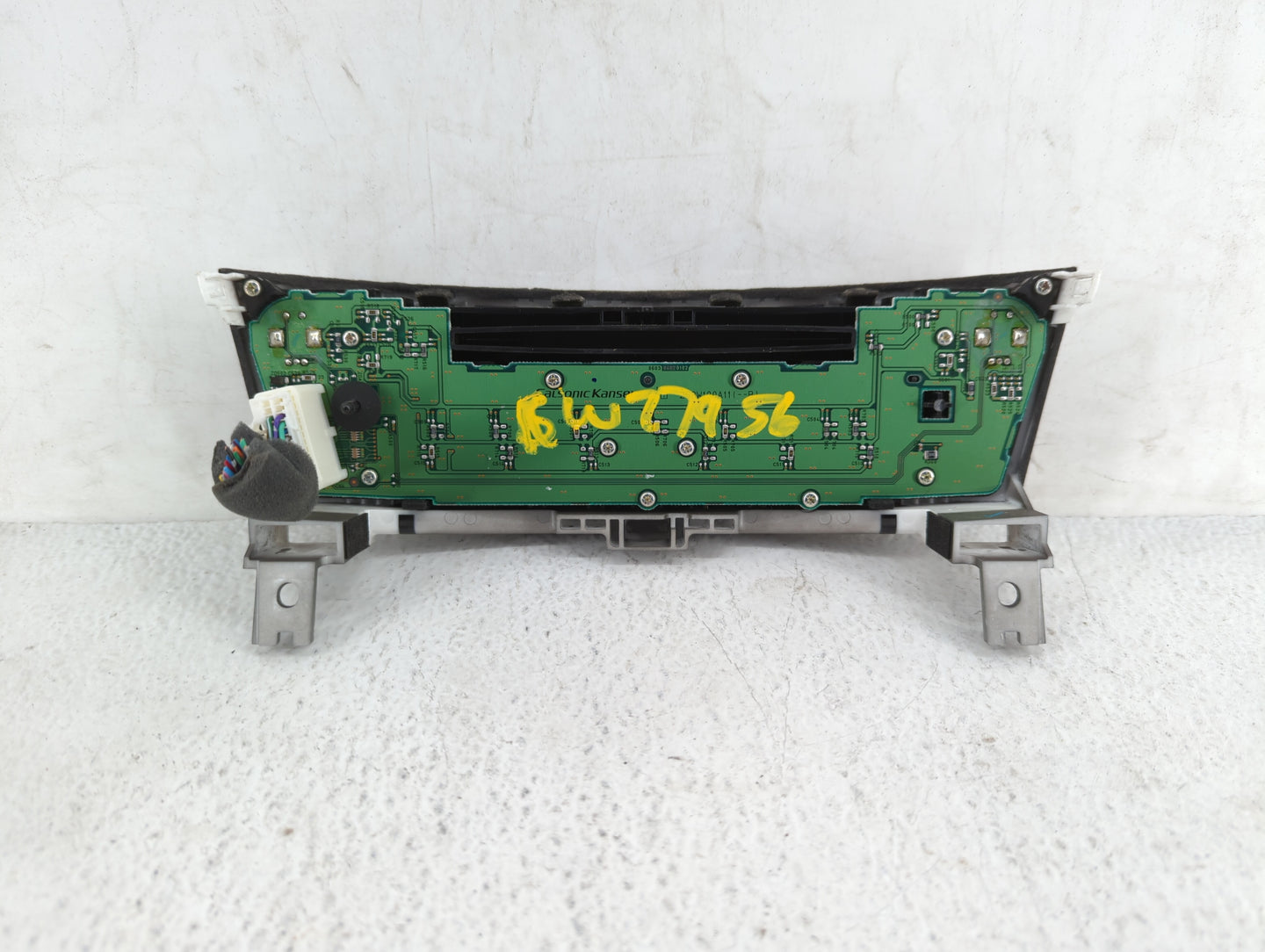 2018 Infiniti Qx60 Radio AM FM Cd Player Receiver Replacement Fits Fits 2005 OEM Used Auto Parts - Oemusedautoparts1.com