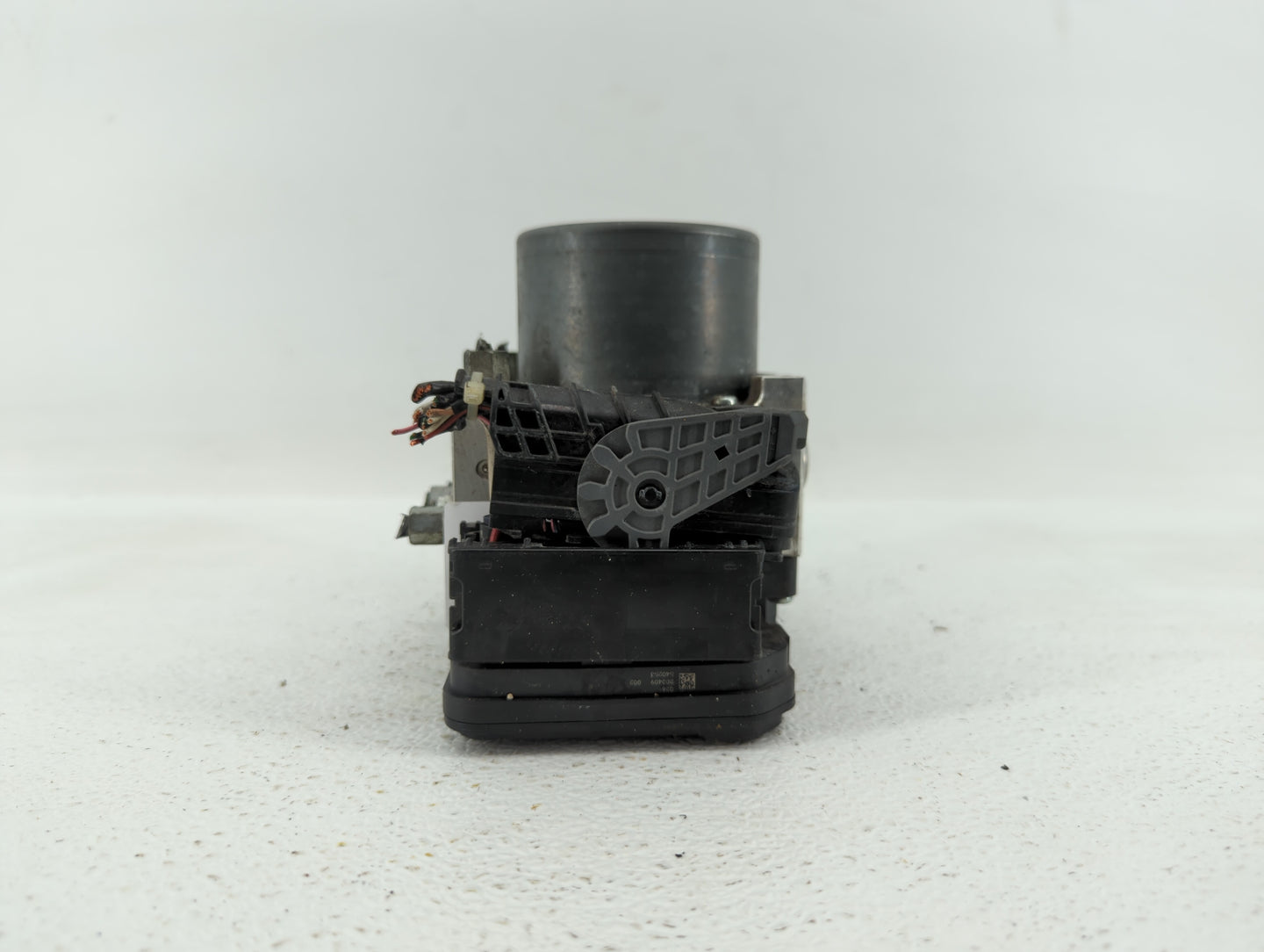 2018 Infiniti Qx60 ABS Pump Control Module Replacement P/N:47660 9PP1D Fits OEM Used Auto Parts - Oemusedautoparts1.com