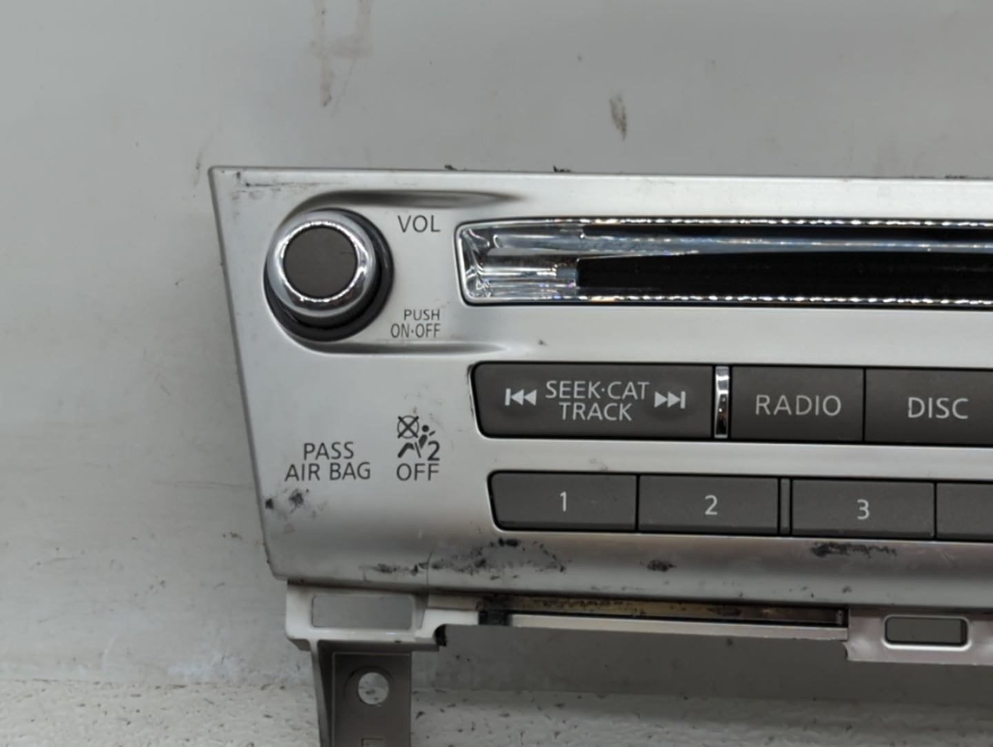 2017-2019 Infiniti Qx60 Radio Control Panel - Oemusedautoparts1.com