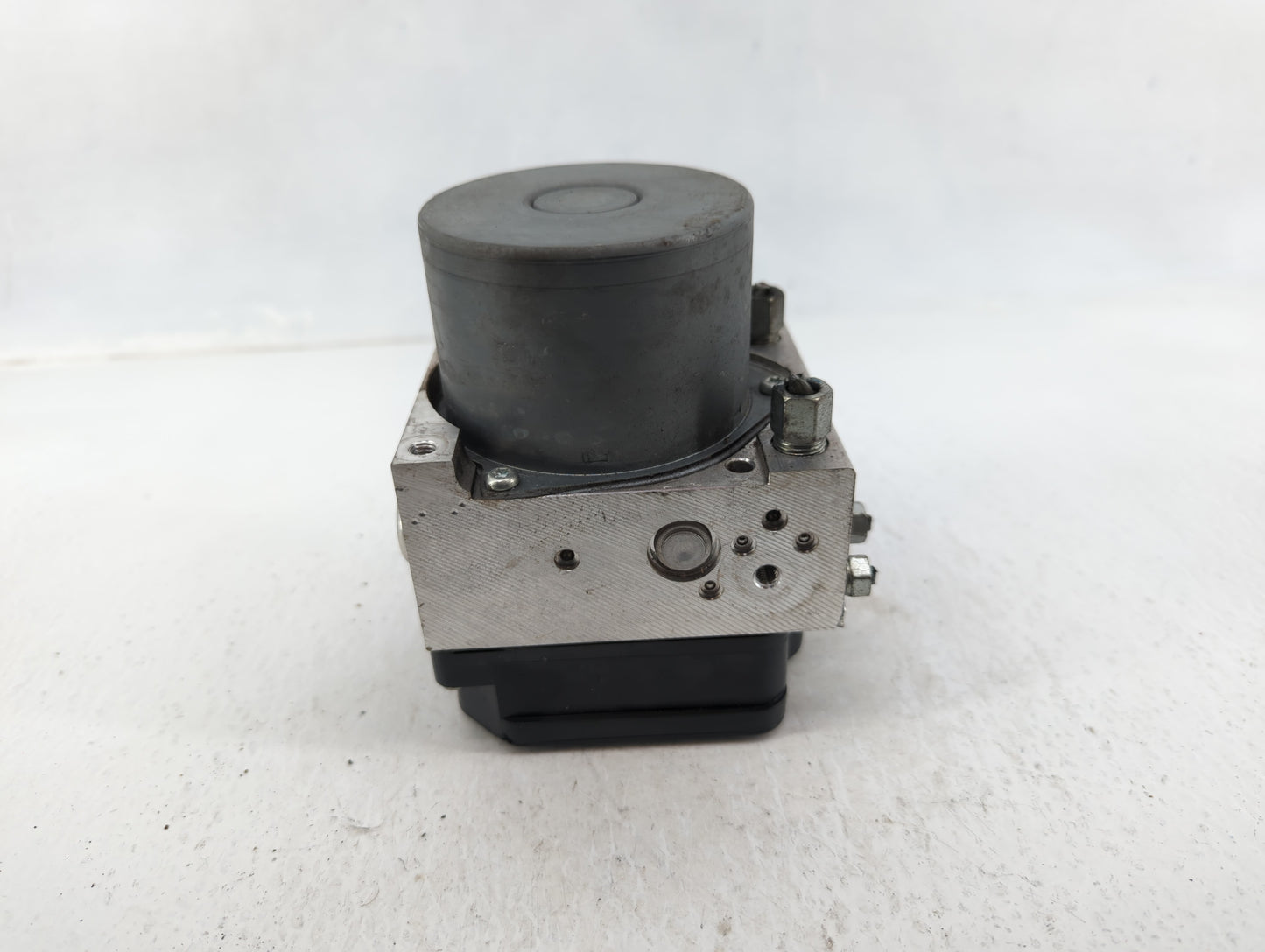 2018 Infiniti Qx60 ABS Pump Control Module Replacement P/N:47660 9PP1D Fits OEM Used Auto Parts - Oemusedautoparts1.com