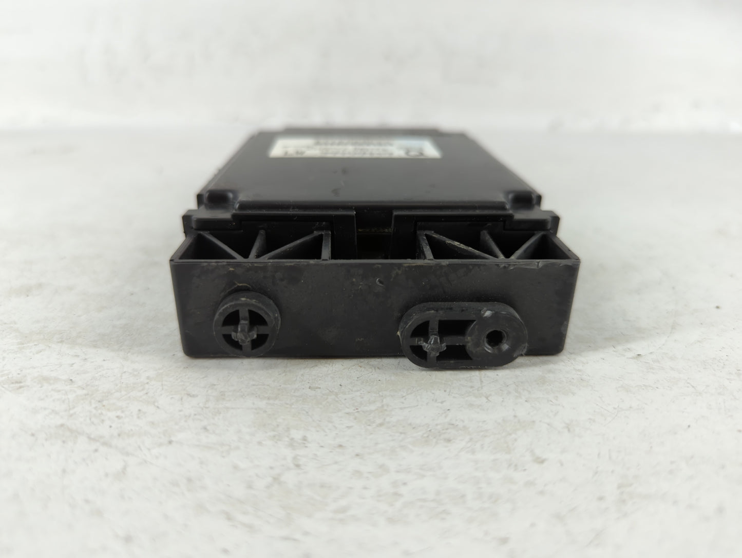 2018-2018 Infiniti Qx60 Chassis Control Module Ccm Bcm Body Control - Oemusedautoparts1.com
