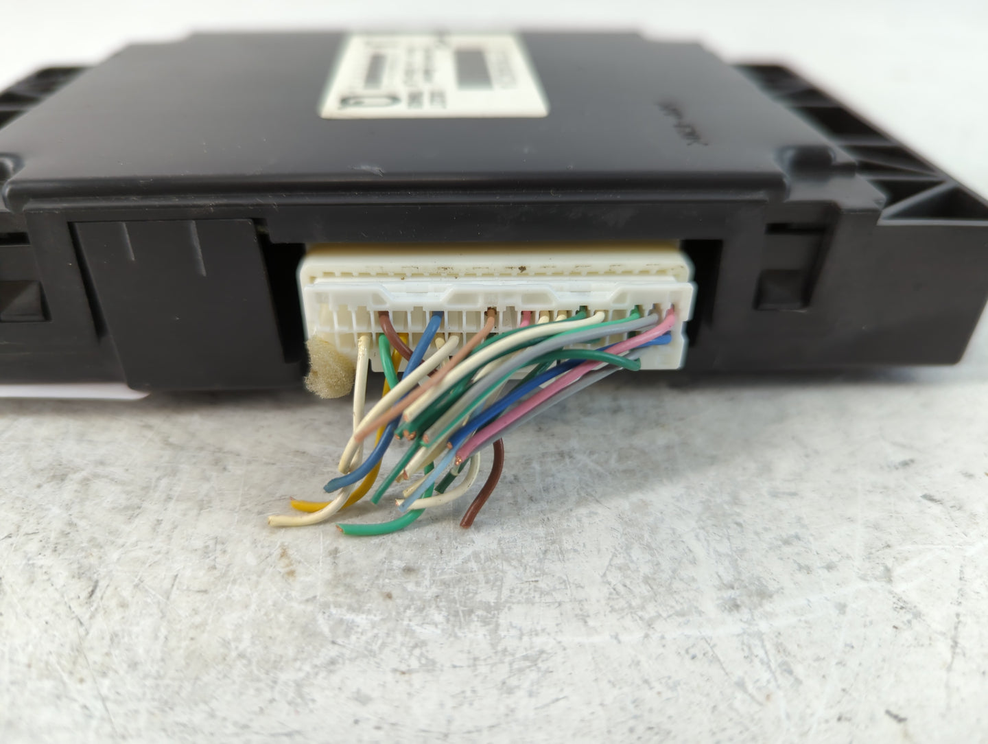 2018-2018 Infiniti Qx60 Chassis Control Module Ccm Bcm Body Control - Oemusedautoparts1.com