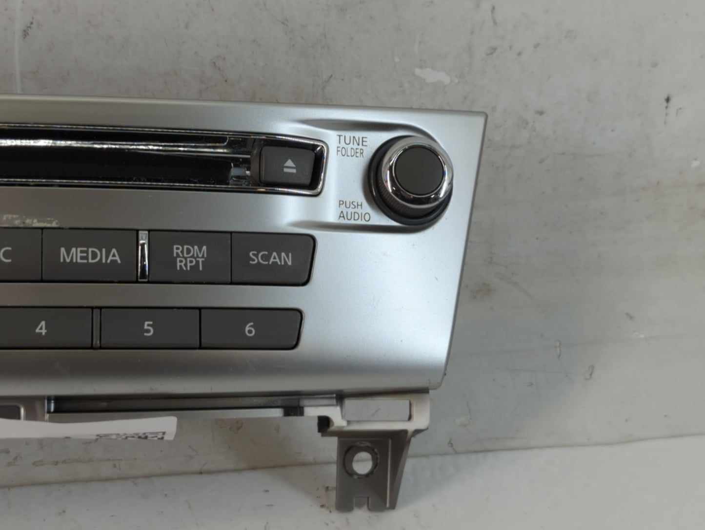 2017-2020 Infiniti Qx60 Radio AM FM Cd Player Receiver Replacement P/N:253919NJ1A 253W100A11 Fits Fits 2017 2018 2019 2020 O