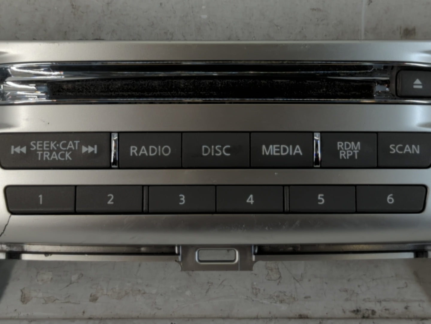 2017-2020 Infiniti Qx60 Radio Control Panel - Oemusedautoparts1.com