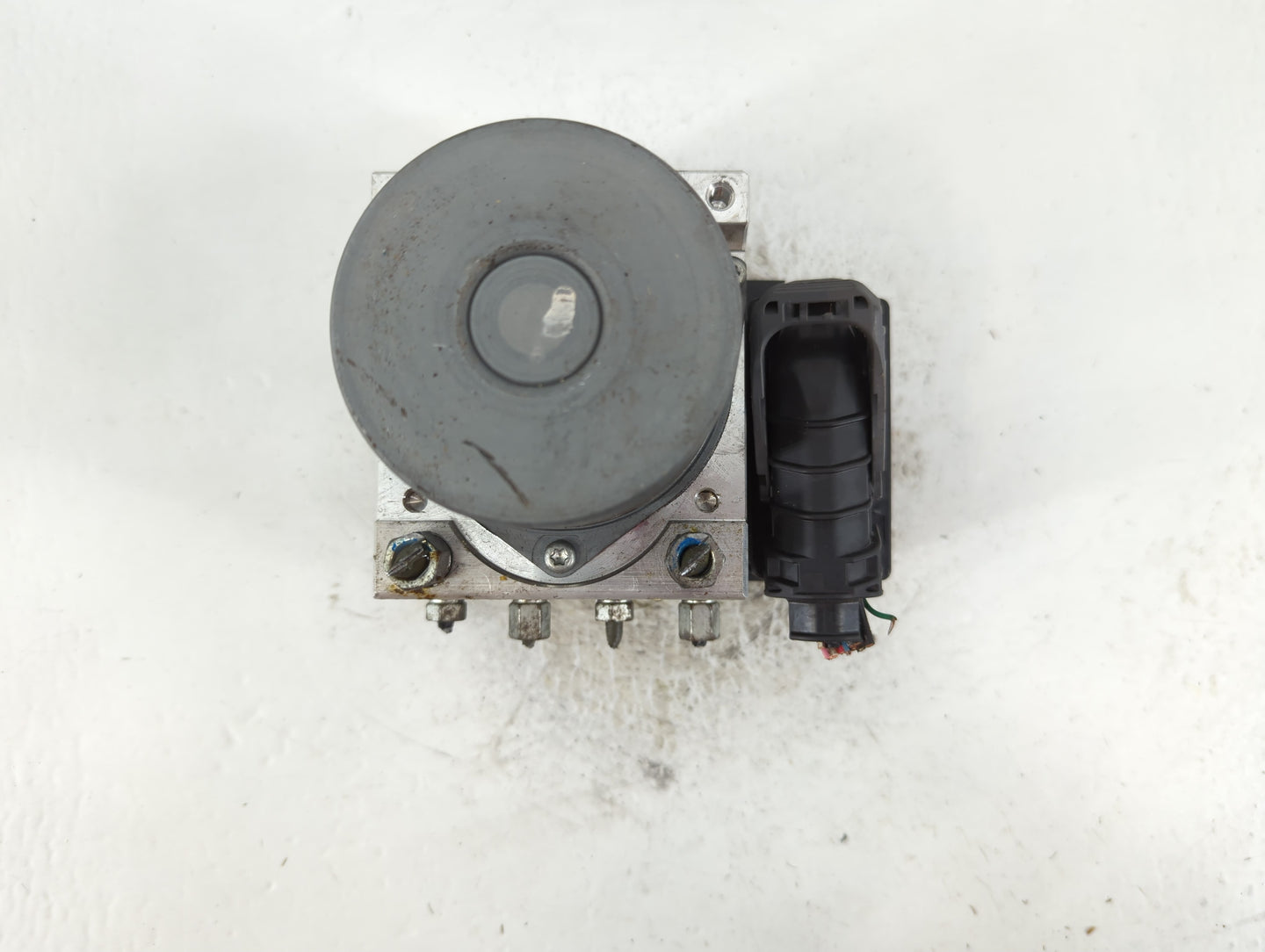 2018 Infiniti Qx60 ABS Pump Control Module Replacement P/N:116030-51090 Fits OEM Used Auto Parts - Oemusedautoparts1.com