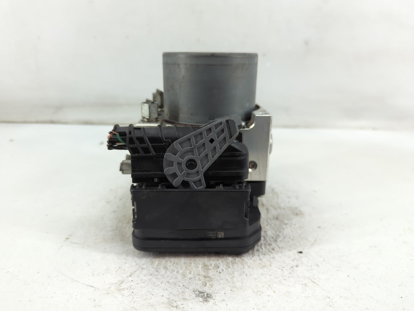 2018 Infiniti Qx60 ABS Pump Control Module Replacement P/N:116030-51090 Fits OEM Used Auto Parts - Oemusedautoparts1.com