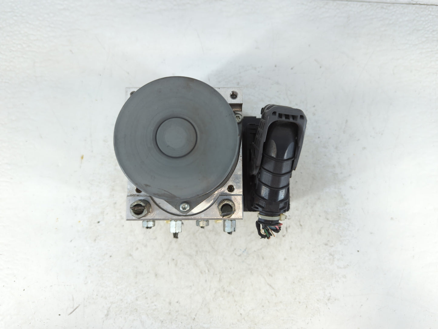 2018 Infiniti Qx60 ABS Pump Control Module Replacement P/N:47660 9PP1D Fits OEM Used Auto Parts - Oemusedautoparts1.com