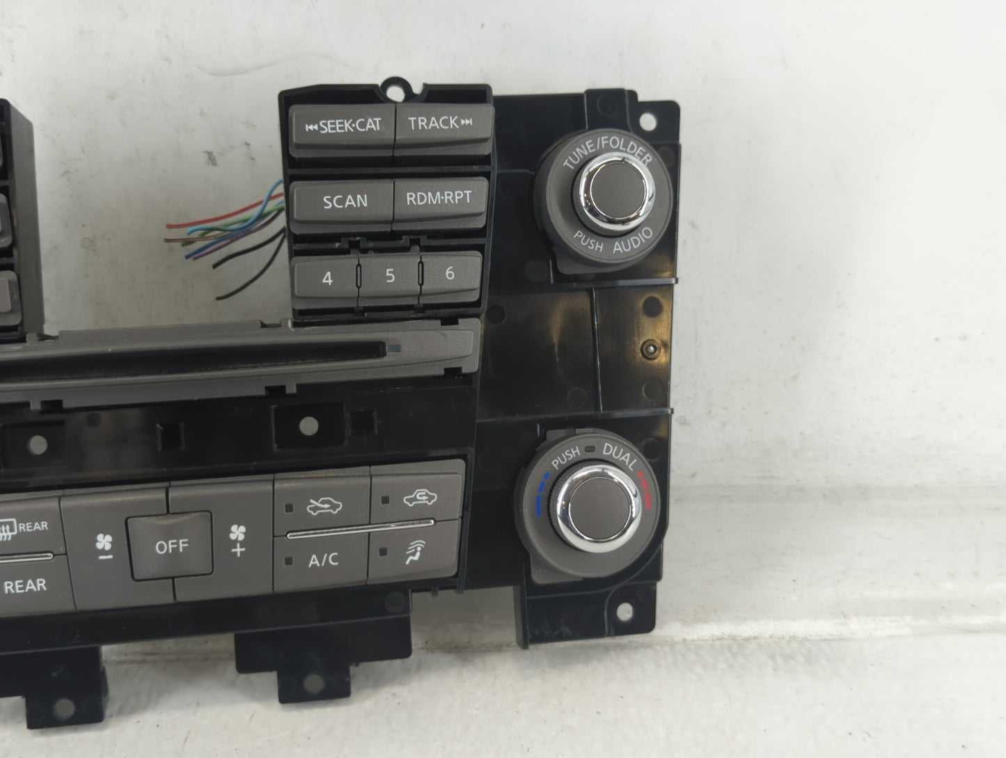 2018-2019 Infiniti Qx80 Radio AM FM Cd Player Receiver Replacement P/N:253916GW1B Fits Fits 2018 2019 OEM Used Auto Parts - 