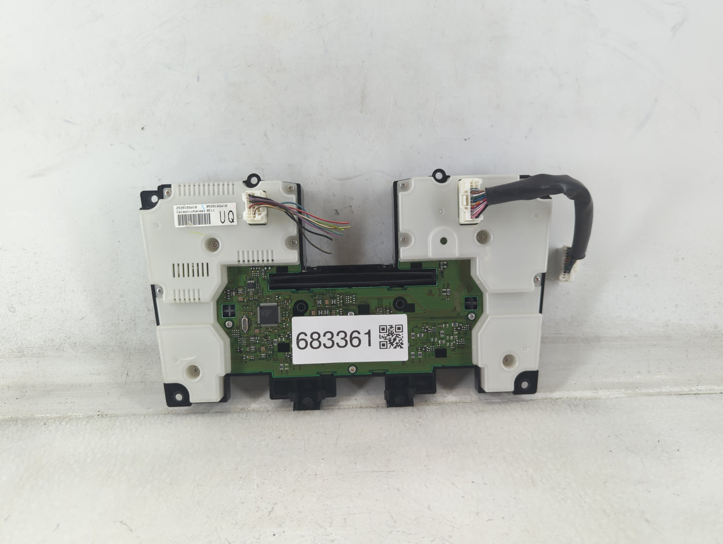 2018-2019 Infiniti Qx80 Radio AM FM Cd Player Receiver Replacement P/N:253916GW1B Fits Fits 2018 2019 OEM Used Auto Parts - 