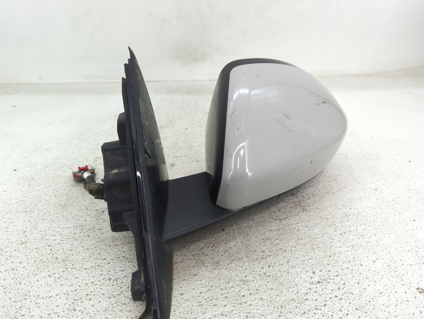 2018-2019 Jaguar E-Pace Driver Side View Mirror - Left Door Mirror OEM Used - Oemusedautoparts1.com