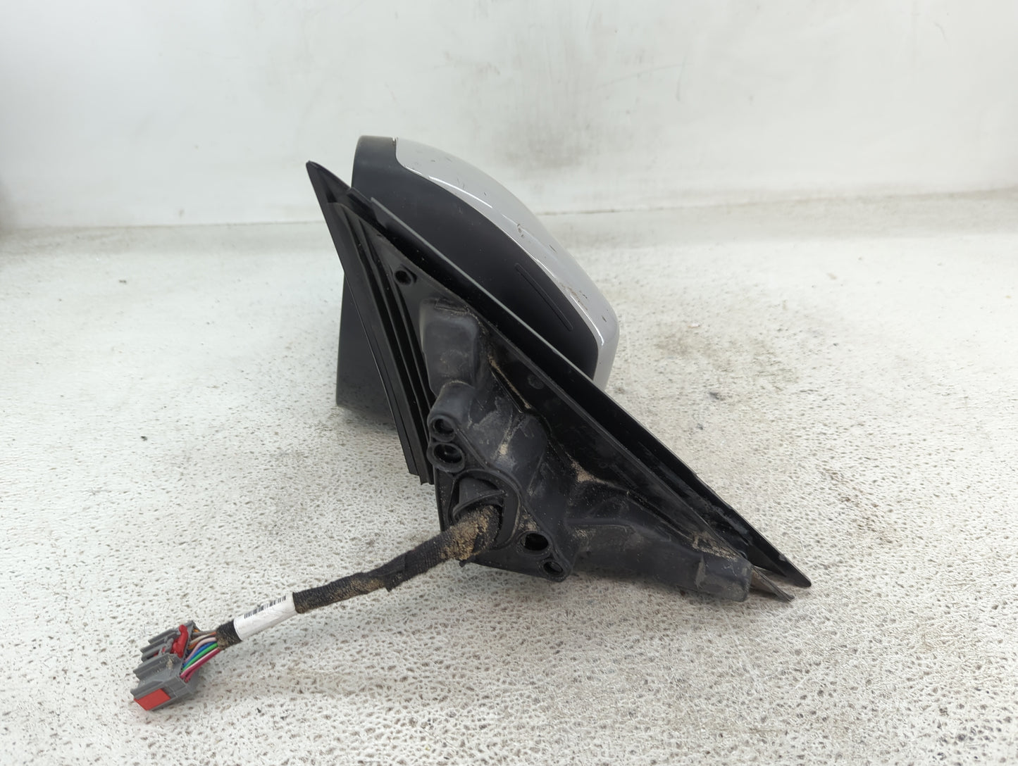2018-2019 Jaguar E-Pace Driver Side View Mirror - Left Door Mirror OEM Used - Oemusedautoparts1.com