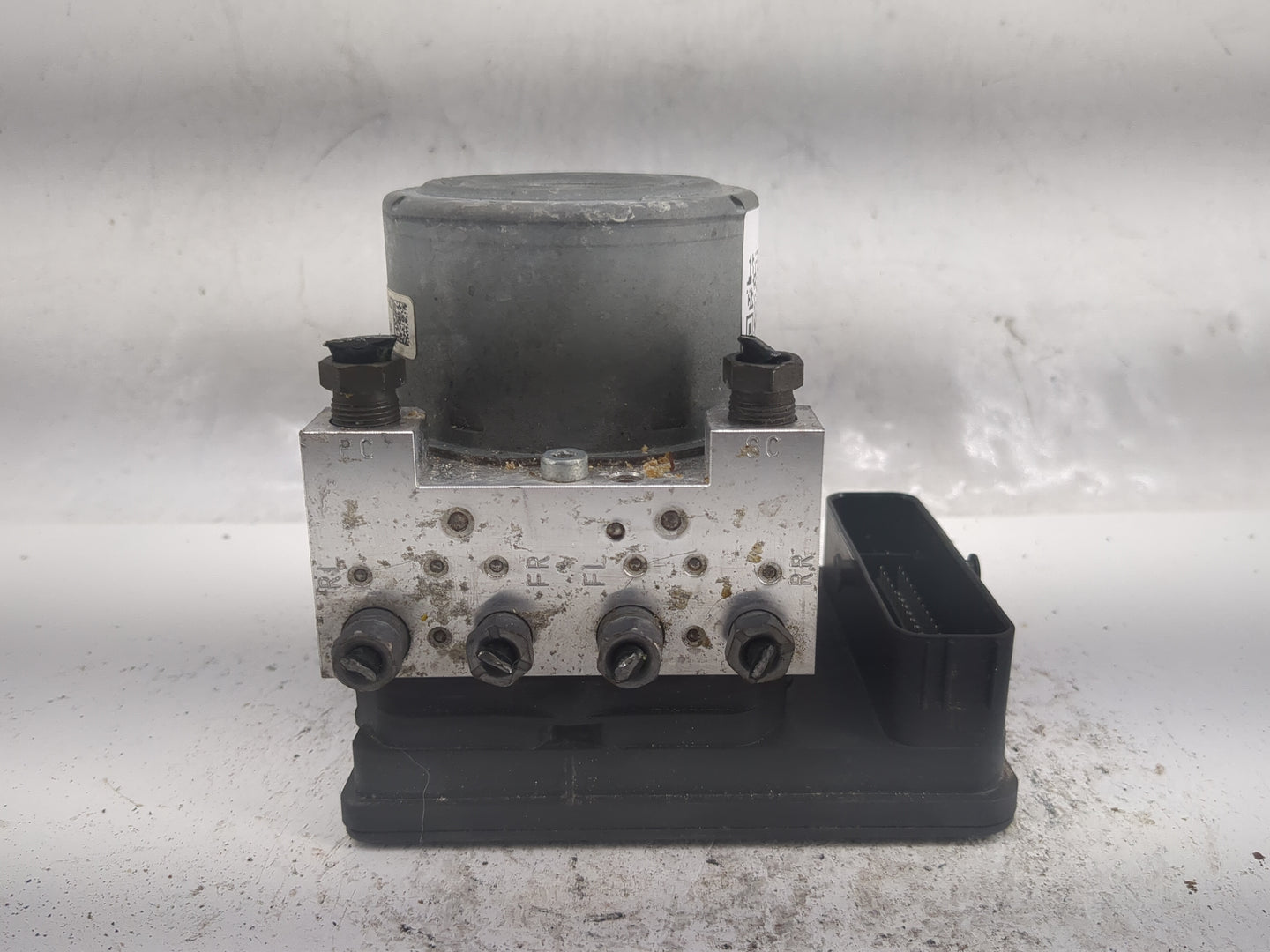 2018 Jaguar E-Pace ABS Pump Control Module Replacement P/N:J9C3-14F447-AD A426R-17W312, 10.0915-3254.3, 10.0627-3021.1 Fits 