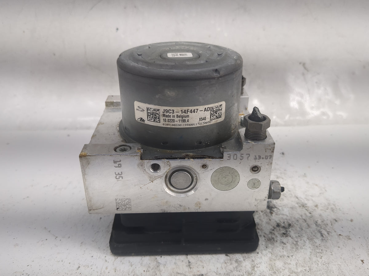 2018 Jaguar E-Pace ABS Pump Control Module Replacement P/N:J9C3-14F447-AD A426R-17W312, 10.0915-3254.3, 10.0627-3021.1 Fits 