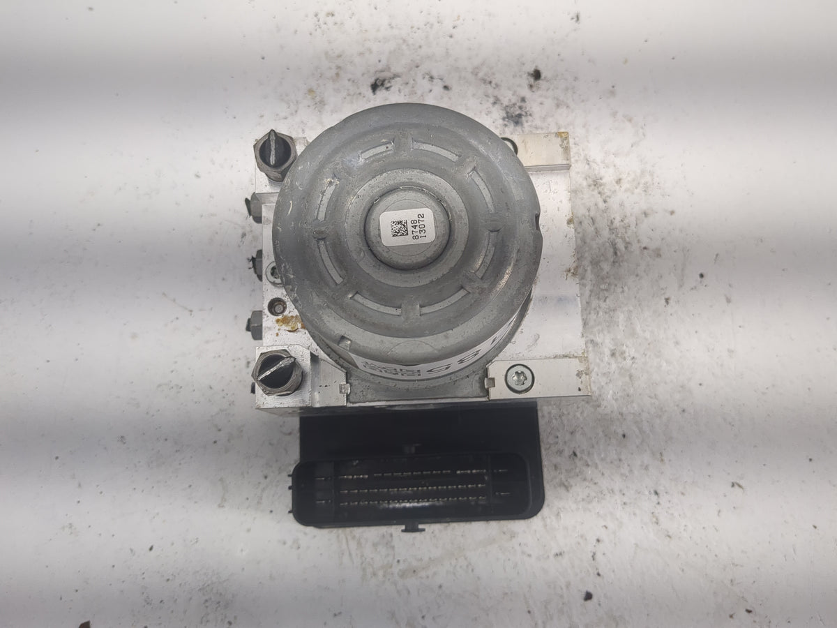 2018 Jaguar E-Pace ABS Pump Control Module Replacement P/N:J9C3-14F447-AD A426R-17W312, 10.0915-3254.3, 10.0627-3021.1 Fits 