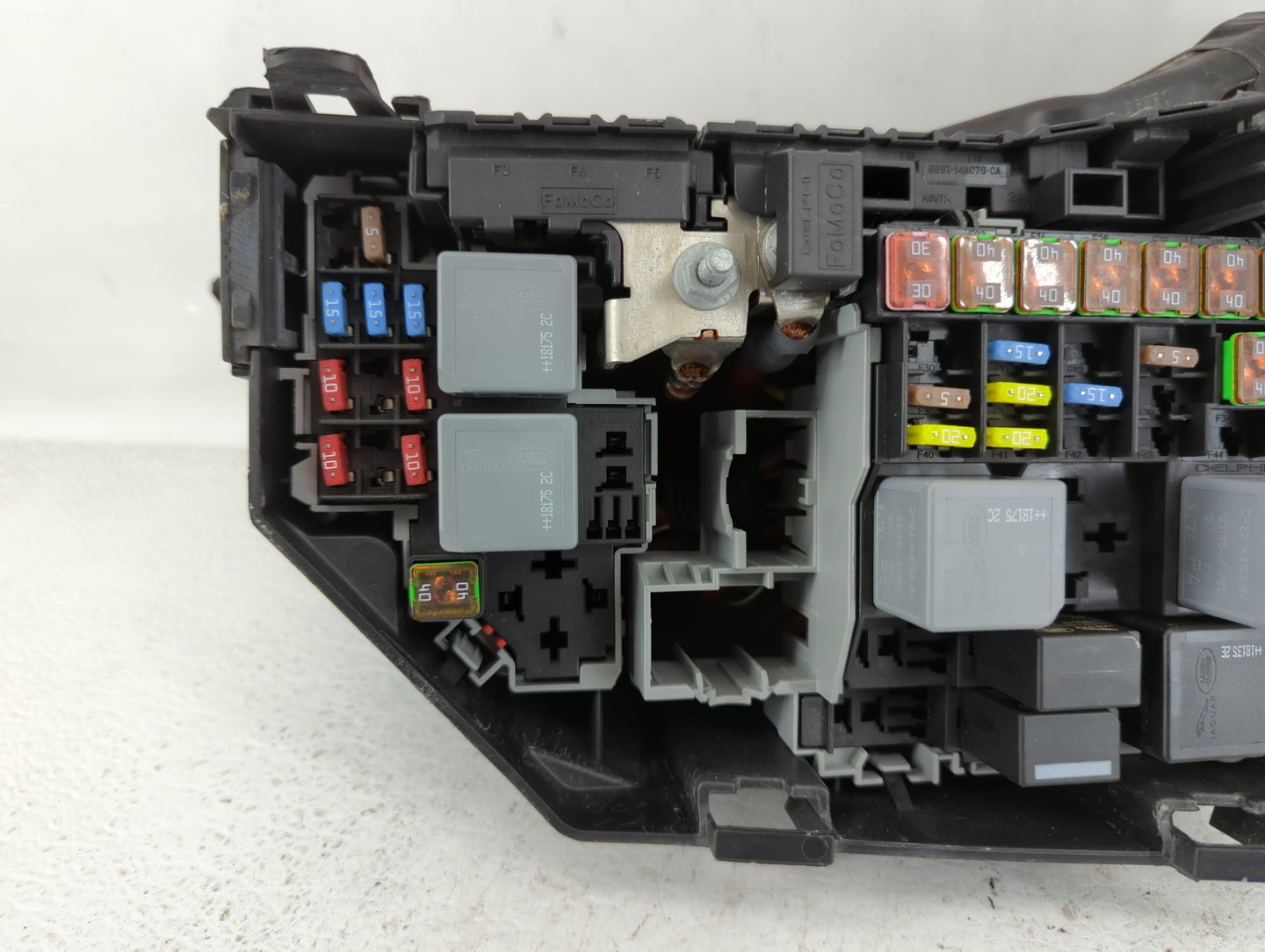 2018 Jaguar E-Pace Fusebox Fuse Box Panel Relay Module P/N:J9C3-14A076-AA Fits OEM Used Auto Parts - Oemusedautoparts1.com