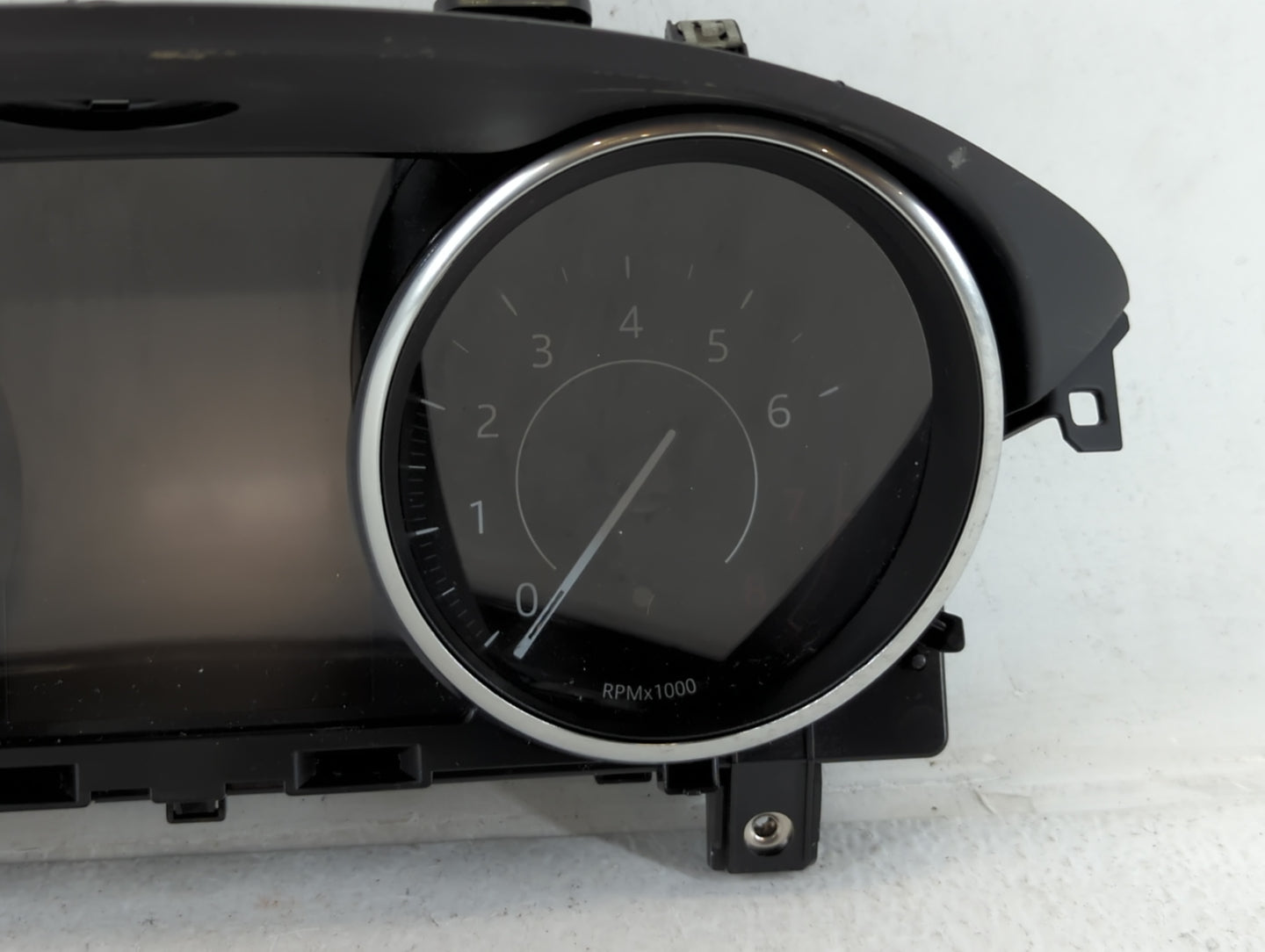 2018-2019 Jaguar E-Pace Instrument Cluster Speedometer Gauges P/N:J9C310849AC Fits Fits 2018 2019 OEM Used Auto Parts - Oemu