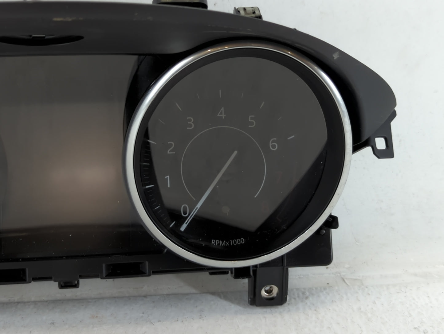 2018-2019 Jaguar E-Pace Instrument Cluster Speedometer Gauges P/N:J9C310849AC Fits Fits 2018 2019 OEM Used Auto Parts - Oemu