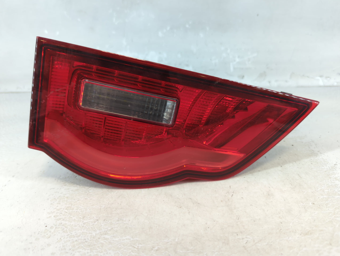 2017-2020 Jaguar F-Pace Tail Light Assembly Driver Left OEM P/N:HK83-15K273-AA Fits Fits 2017 2018 2019 2020 OEM Used Auto P