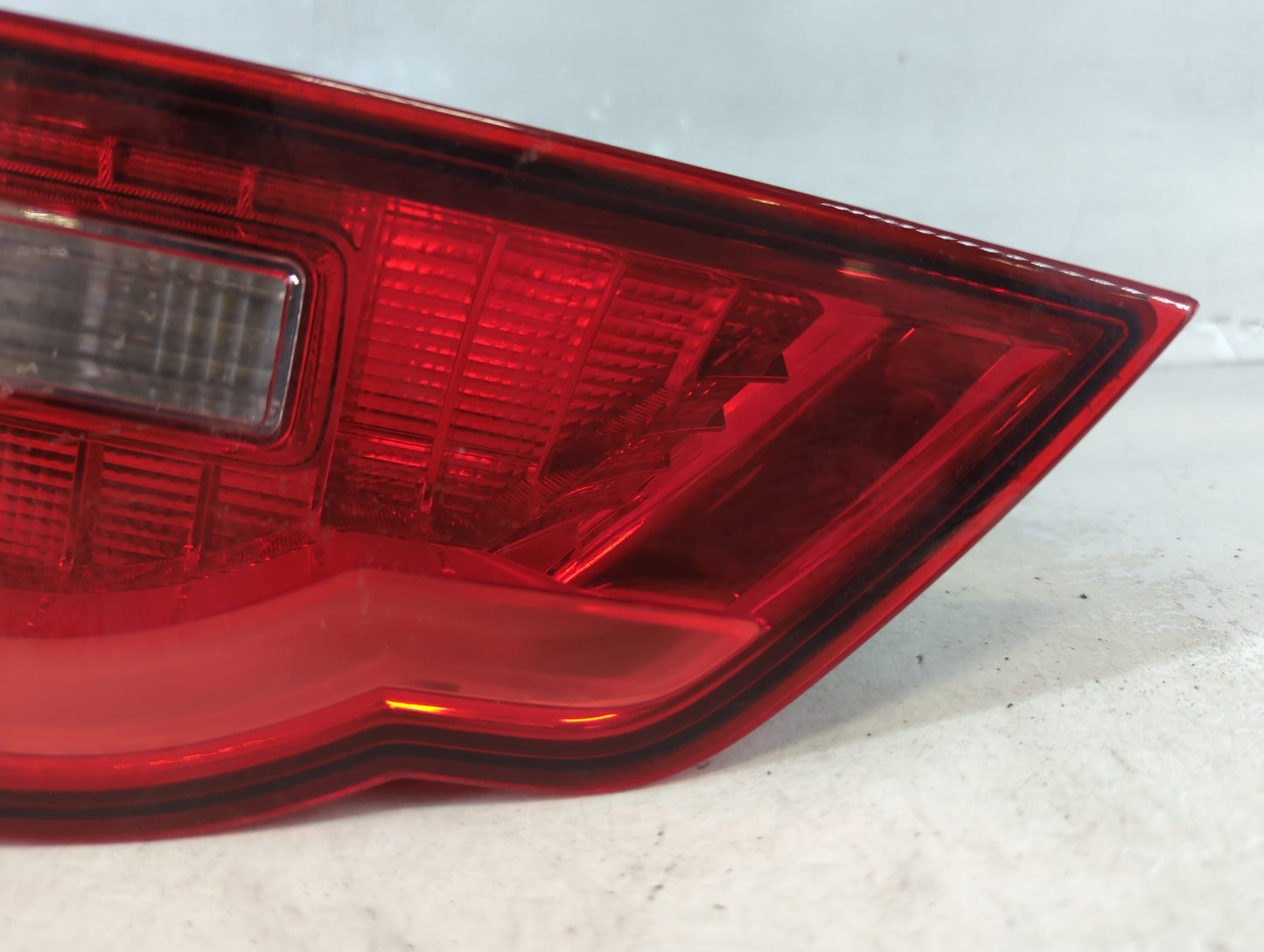 2017-2020 Jaguar F-Pace Tail Light Assembly Driver Left OEM P/N:HK83-15K273-AA Fits Fits 2017 2018 2019 2020 OEM Used Auto P
