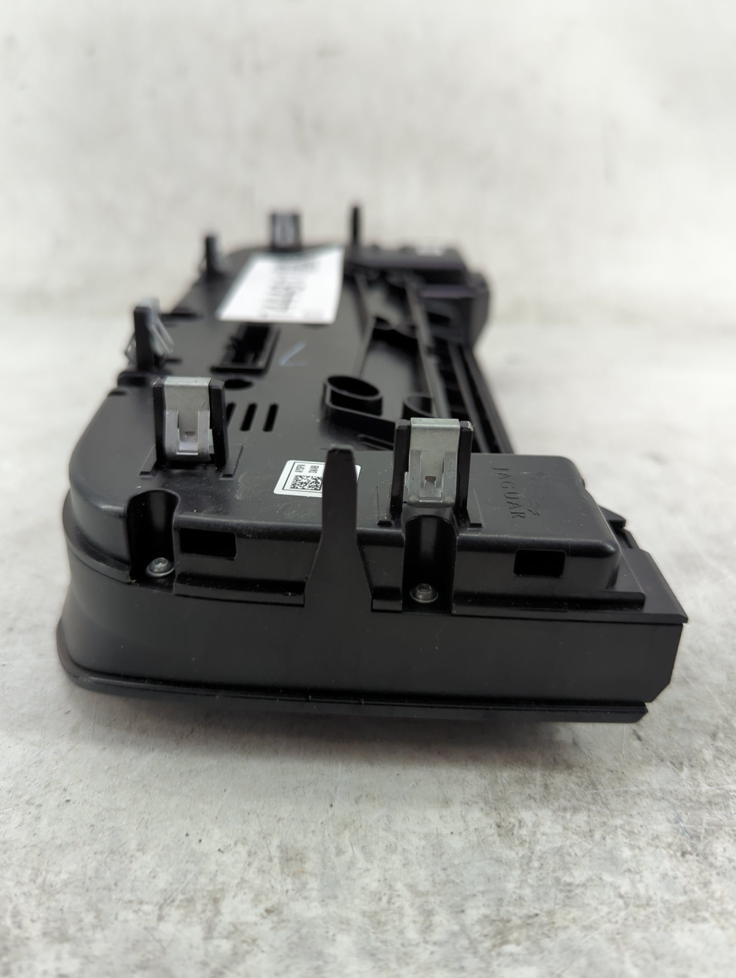 2018 Jaguar F-Pace Climate Control Module Temperature AC/Heater Replacement P/N:JX63-18C858-RB Fits Fits 2019 OEM Used Auto 