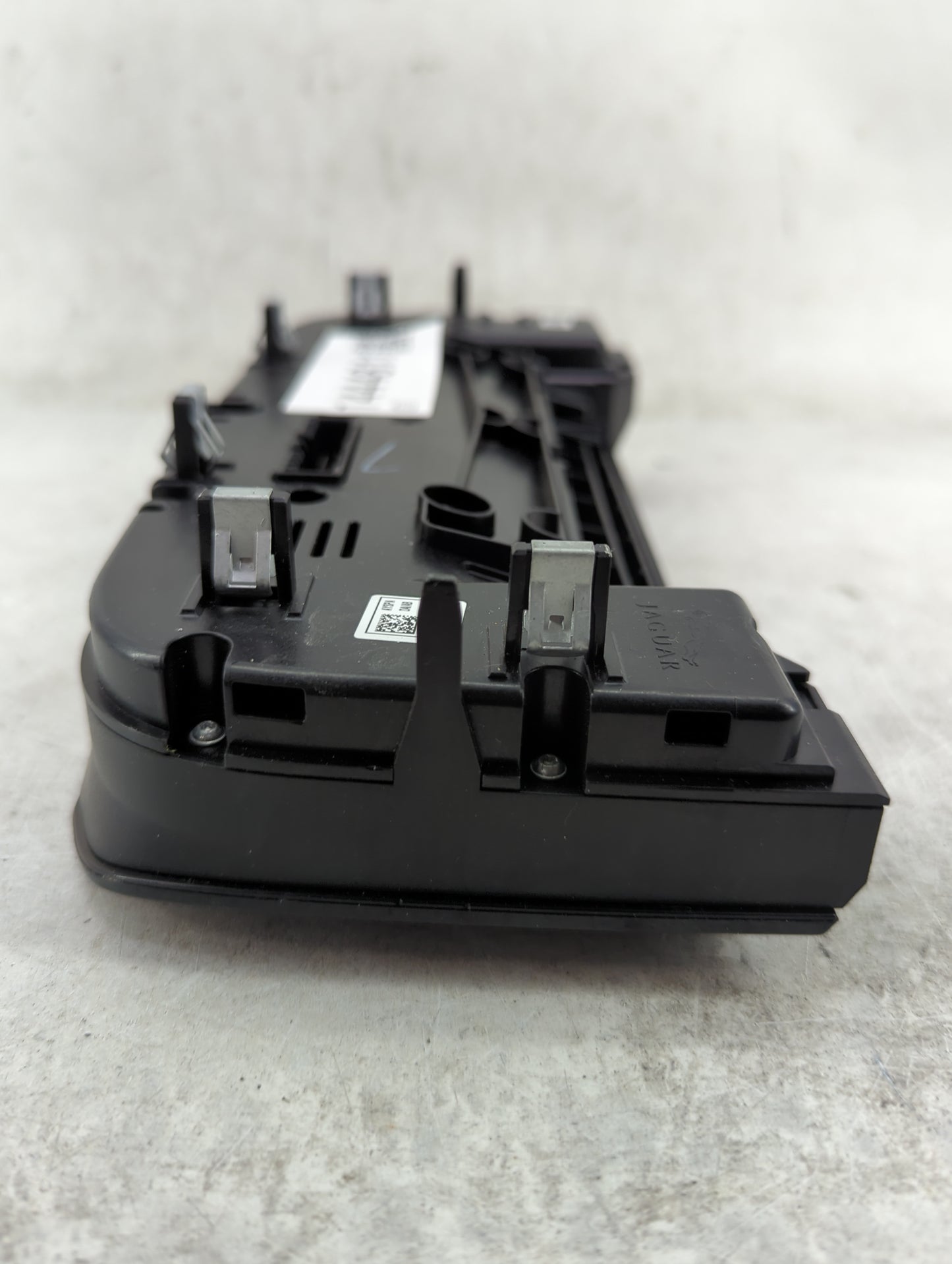 2018 Jaguar F-Pace Climate Control Module Temperature AC/Heater Replacement P/N:JX63-18C858-RB Fits Fits 2019 OEM Used Auto 