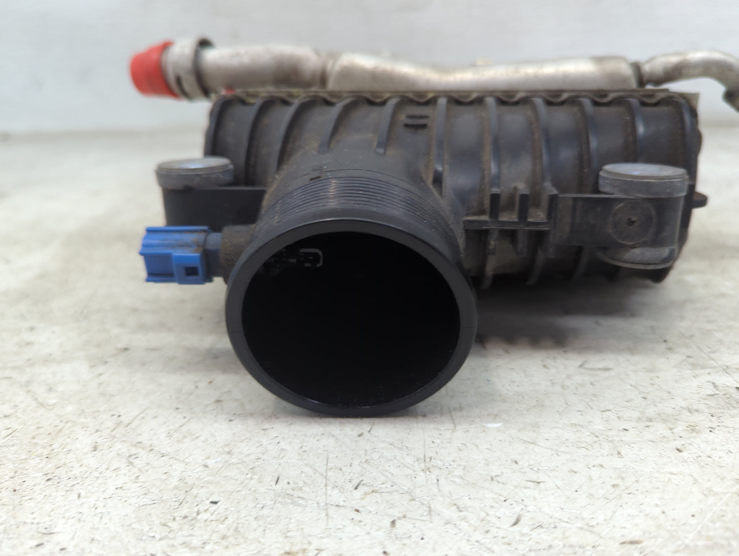 2017-2019 Jaguar F-pace Turbo Intercooler - Oemusedautoparts1.com