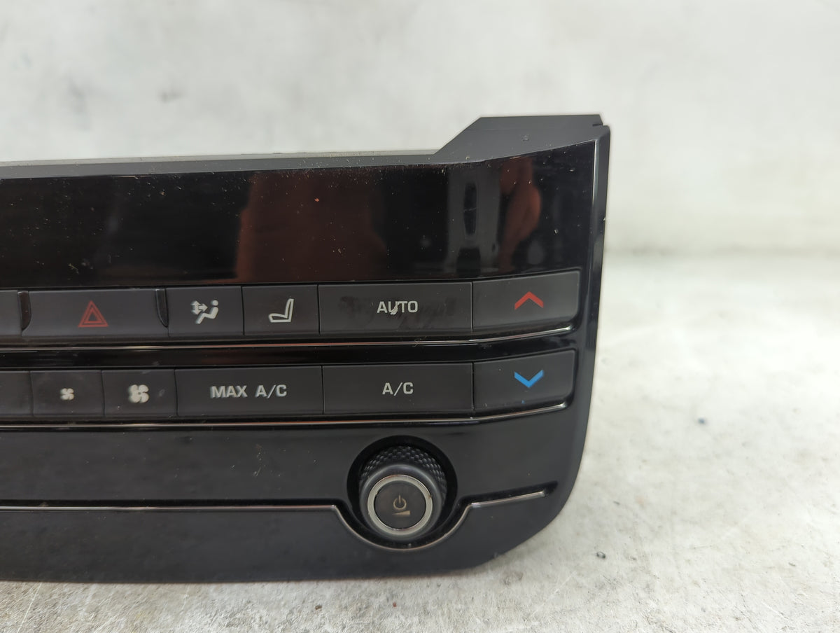 2018 Jaguar F-Pace Climate Control Module Temperature AC/Heater Replacement P/N:JX63-18C858-SB Fits OEM Used Auto Parts - Oe