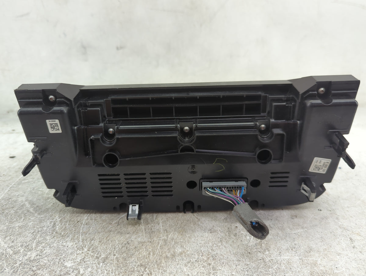 2018 Jaguar F-Pace Climate Control Module Temperature AC/Heater Replacement P/N:JX63-18C858-SB Fits OEM Used Auto Parts - Oe