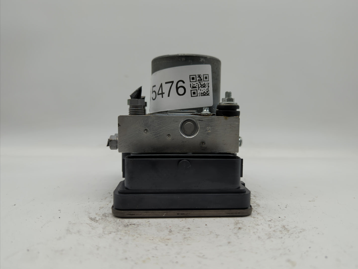 2018 Jaguar F-Pace ABS Pump Control Module Replacement P/N:HK83-14F447-CF Fits Fits 2019 OEM Used Auto Parts - Oemusedautopa