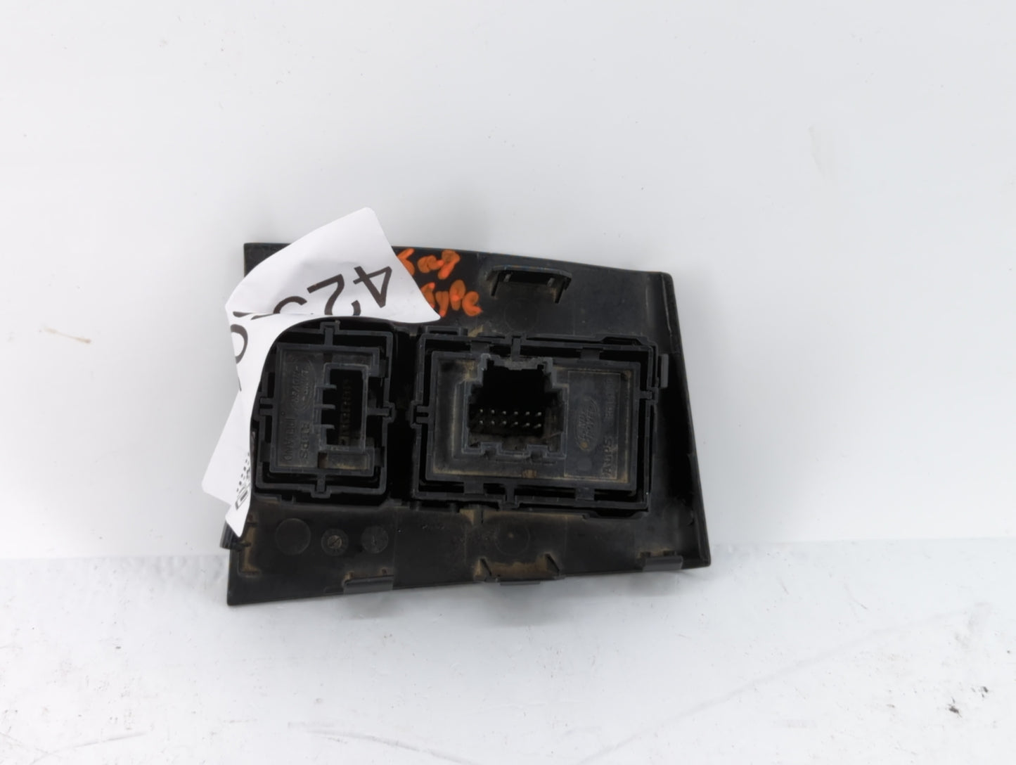 2018 Jaguar F-Pace Master Power Window Switch Replacement Driver Side Left P/N:HK83-237B91-B Fits OEM Used Auto Parts - Oemu