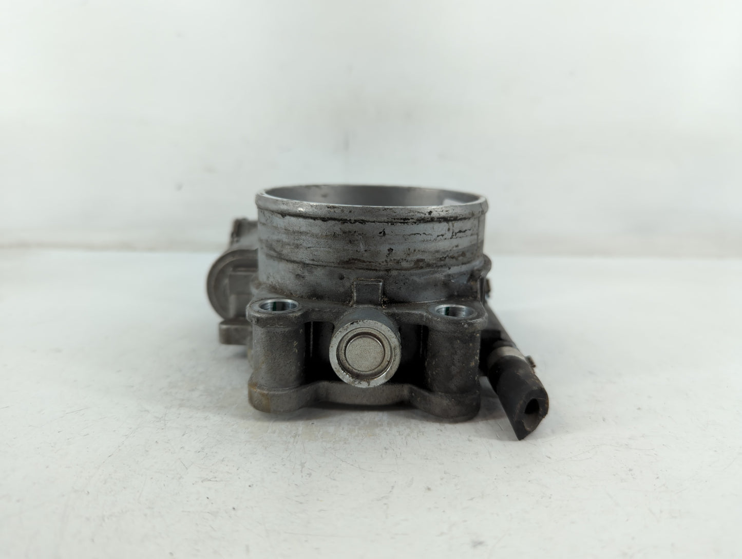 2017-2020 Jaguar F-Pace Throttle Body P/N:DX23-9F991-AB A2C90654700 Fits Fits 2013 2014 2015 2016 2017 2018 2019 2020 OEM Us