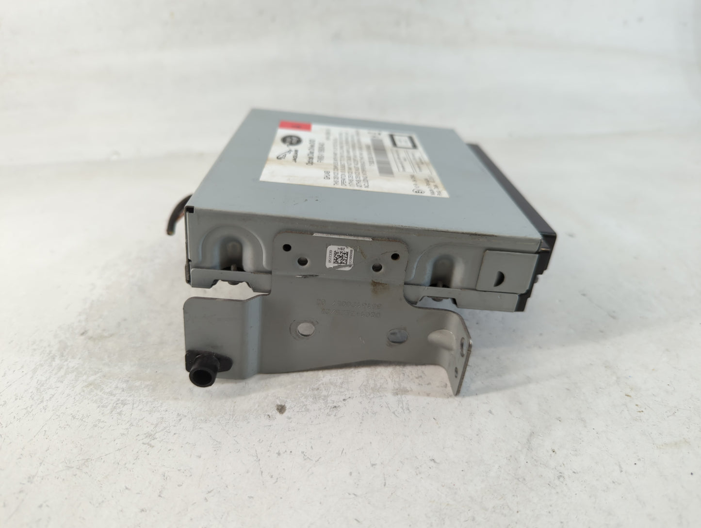 2017-2018 Jaguar F-Pace Radio AM FM Cd Player Receiver Replacement P/N:FW93-11B608-AD Fits Fits 2017 2018 OEM Used Auto Part