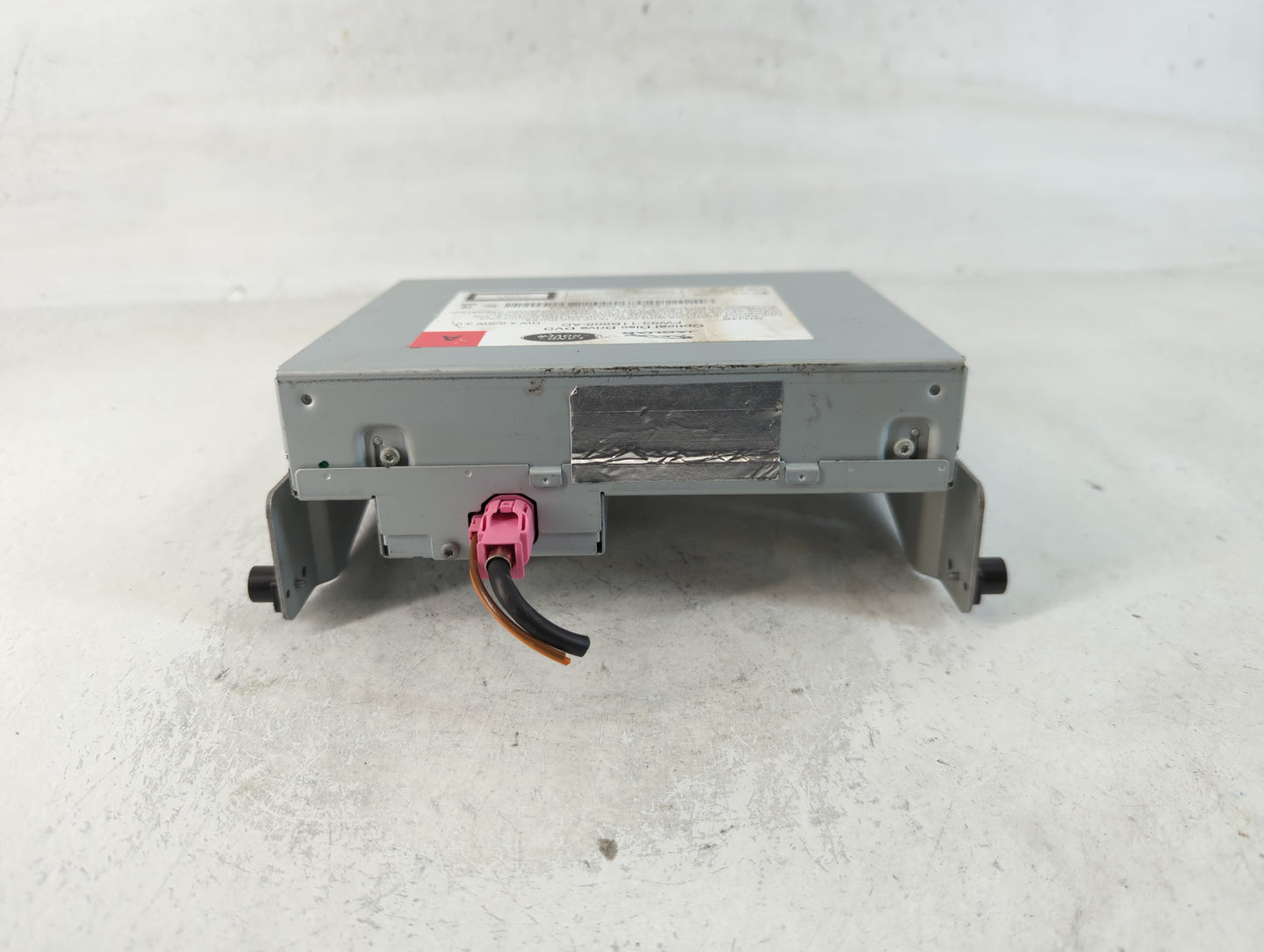 2017-2018 Jaguar F-Pace Radio AM FM Cd Player Receiver Replacement P/N:FW93-11B608-AD Fits Fits 2017 2018 OEM Used Auto Part