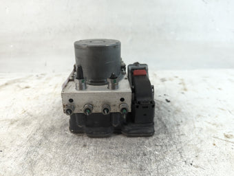 compare product 2018-2019 Jaguar F-Pace ABS Pump Control Module Replacement P/N:HK83-14F417-CF Fits Fits 2018 2019 OEM Used Auto Parts