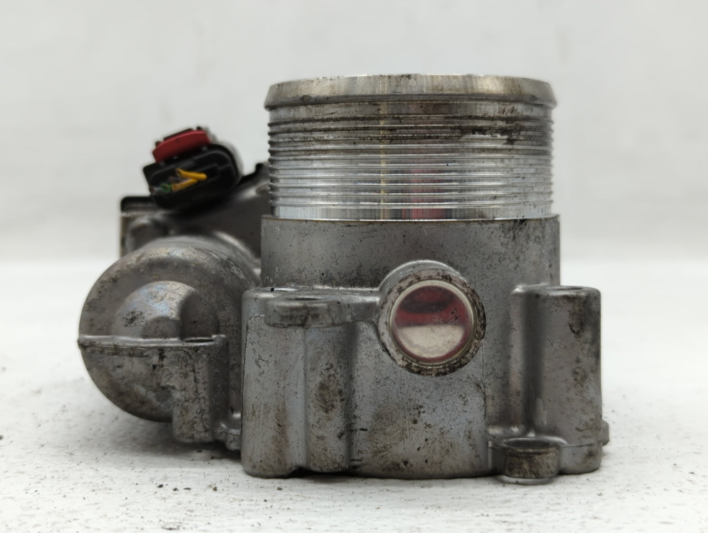 2017-2019 Jaguar Xe Throttle Body P/N:G4D3-9F991-AA Fits Fits 2017 2018 2019 OEM Used Auto Parts - Oemusedautoparts1.com