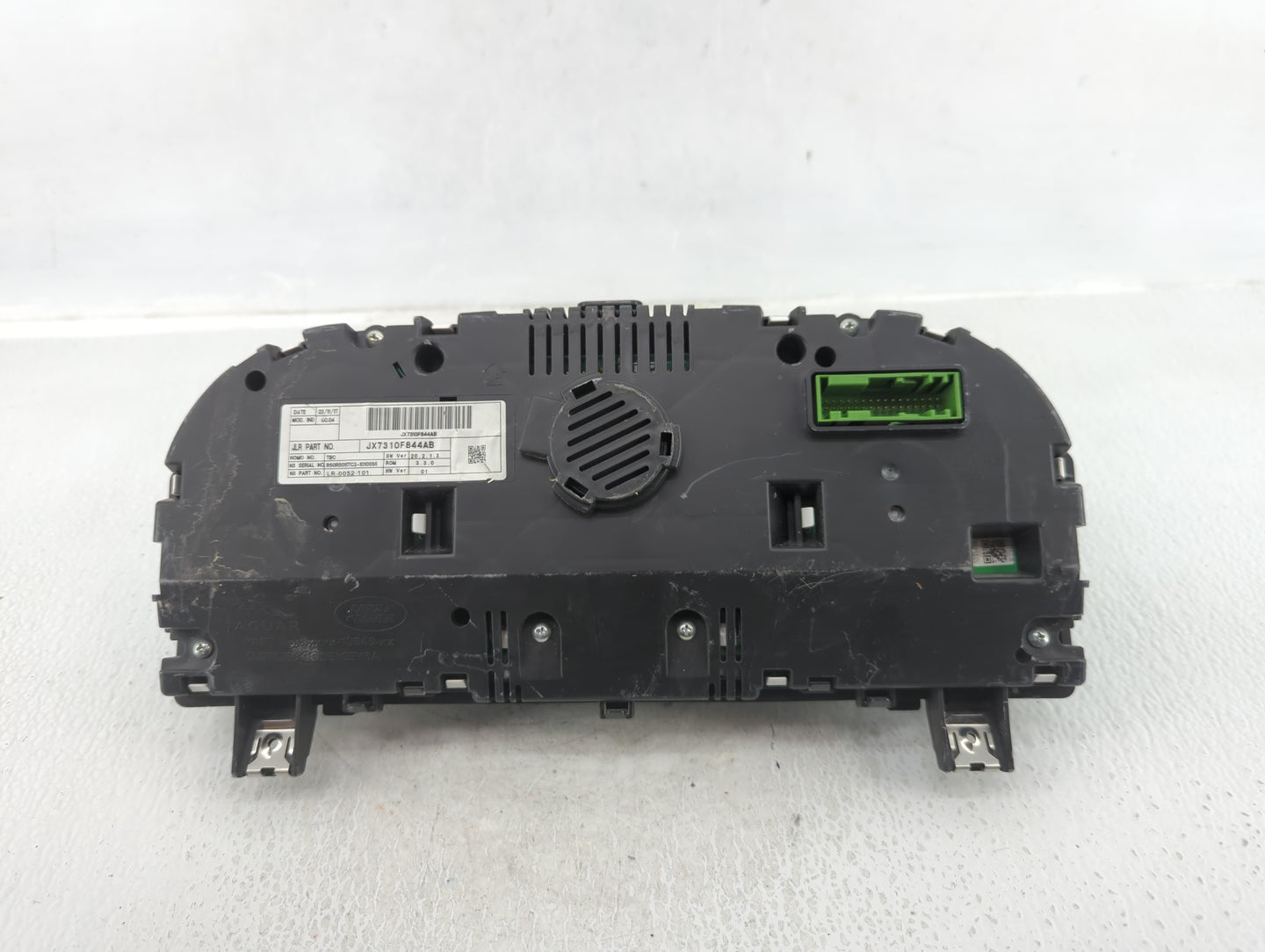 2017-2019 Jaguar Xe Instrument Cluster Speedometer Gauges P/N:JX7310F844AB Fits Fits 2017 2018 2019 OEM Used Auto Parts - Oe