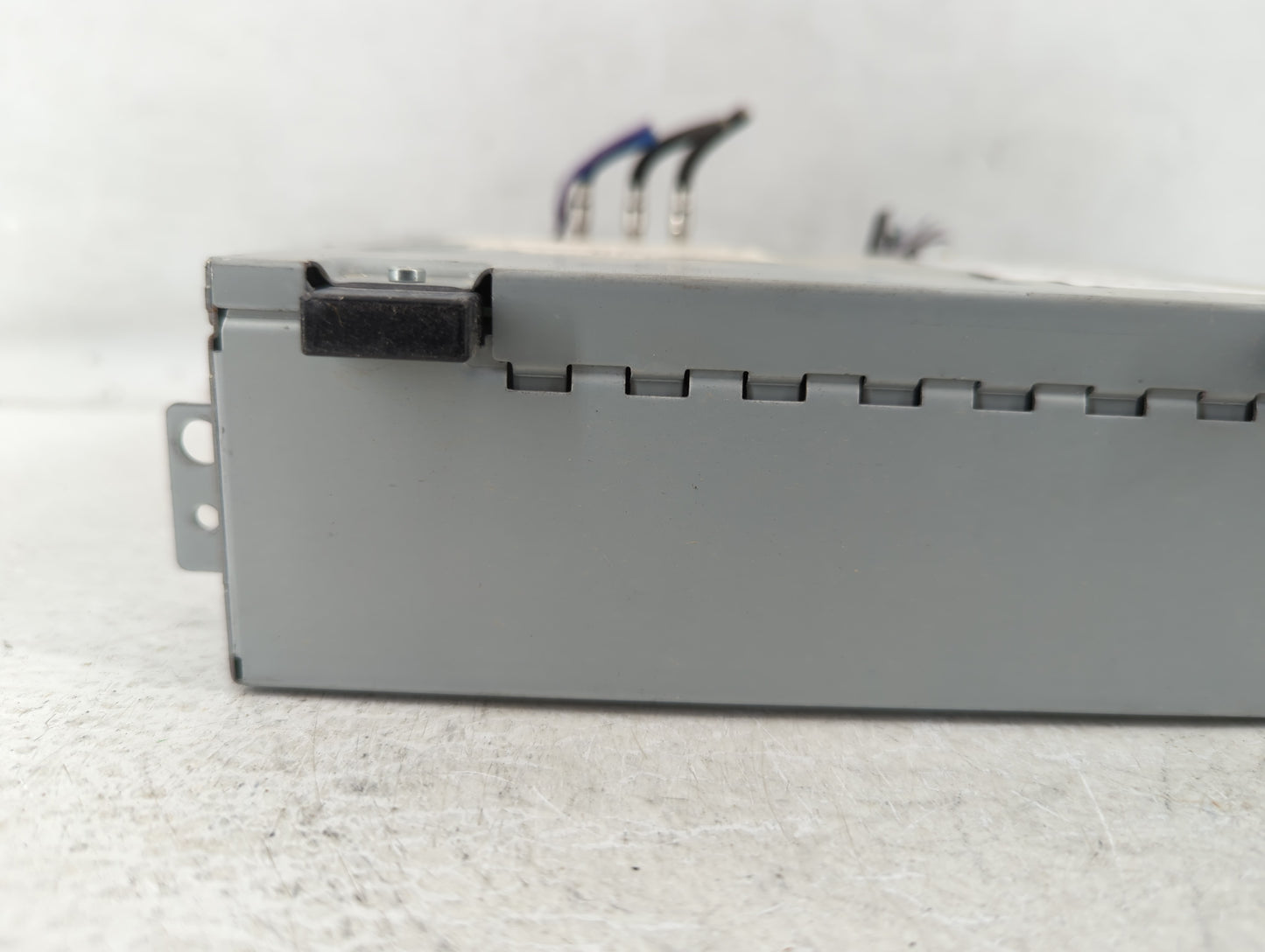 2018 Jaguar Xe Radio AM FM Cd Player Receiver Replacement P/N:HY32-18K812-DF Fits OEM Used Auto Parts - Oemusedautoparts1.co