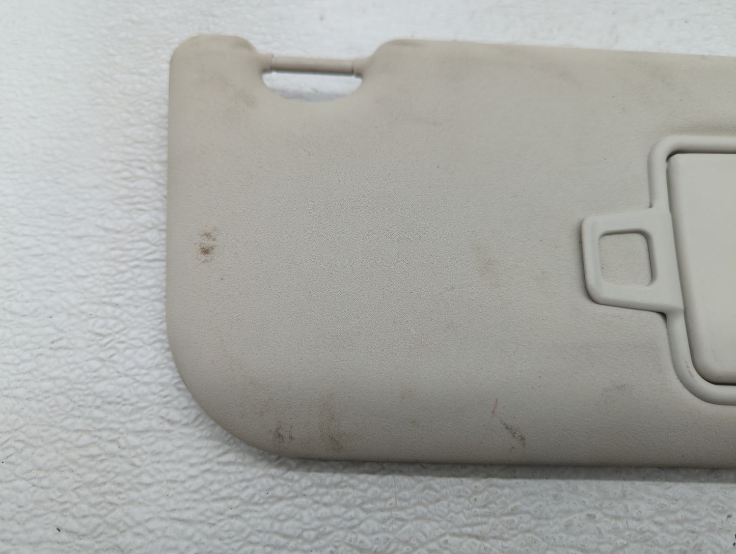 2017-2019 Jaguar Xe Sun Visor Shade Replacement Passenger Right Mirror Fits Fits 2017 2018 2019 2020 OEM Used Auto Parts - O