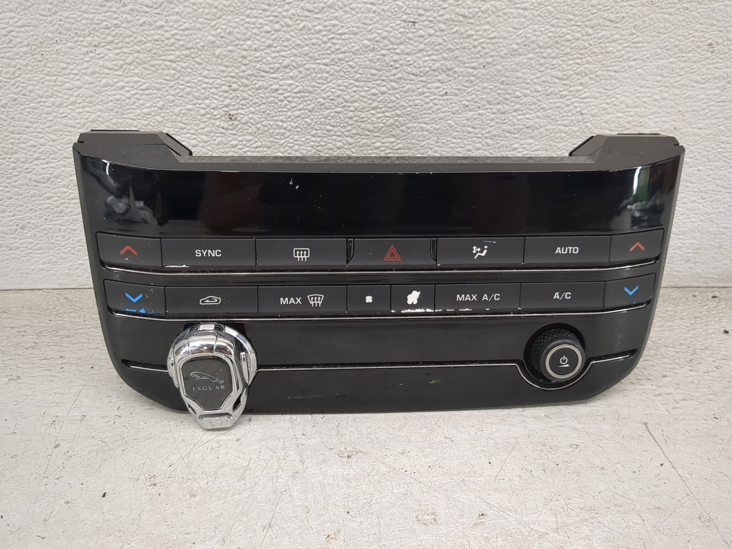 2018-2019 Jaguar Xf Climate Control Module Temperature AC/Heater Replacement P/N:JX63-18C858-LB JX6318C858ABB Fits Fits 2018