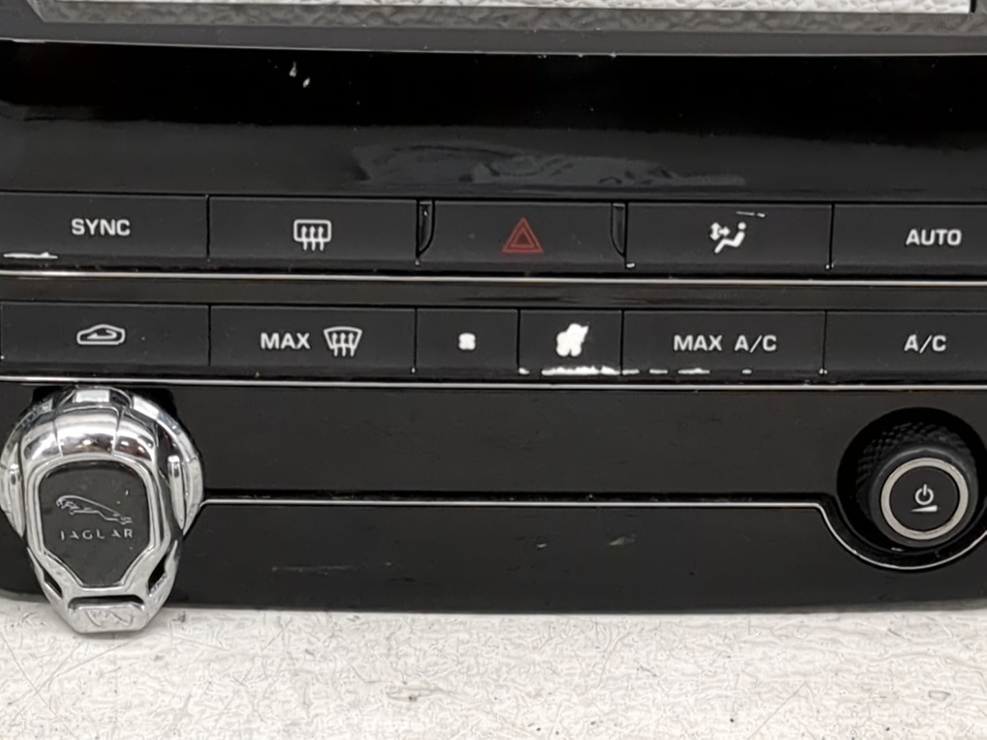2018-2019 Jaguar Xf Climate Control Module Temperature AC/Heater Replacement P/N:JX63-18C858-LB JX6318C858ABB Fits Fits 2018