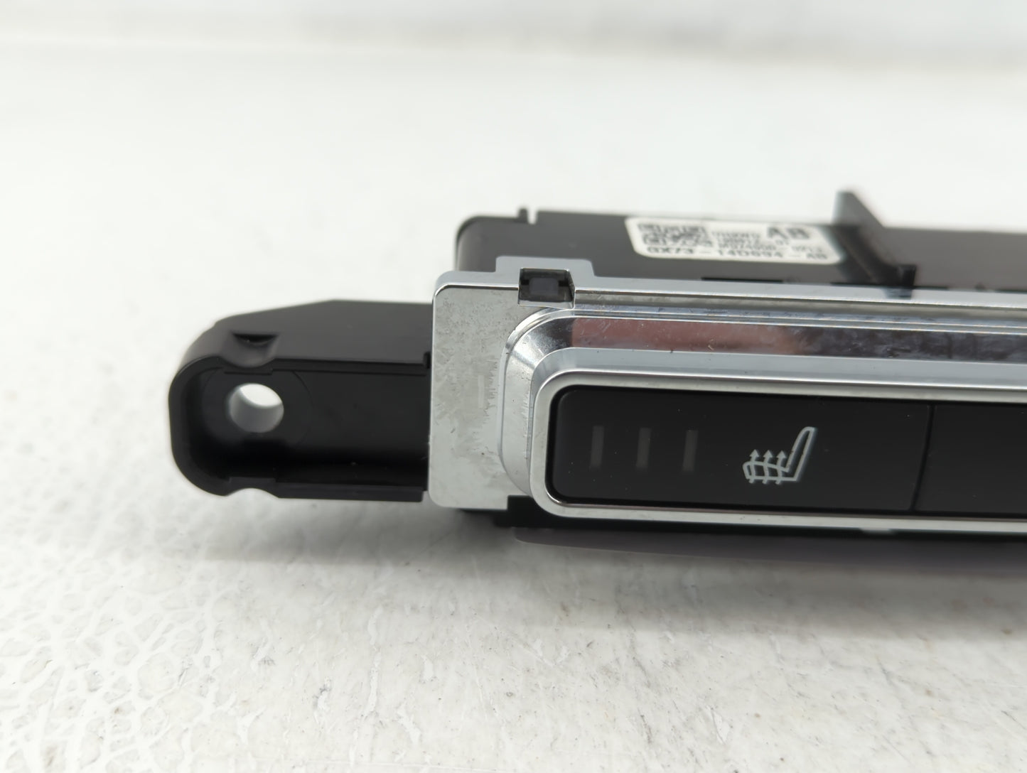 2018-2019 Jaguar Xf Climate Control Module Temperature AC/Heater Replacement P/N:GX73-14D694-AB Fits Fits 2018 2019 2020 OEM