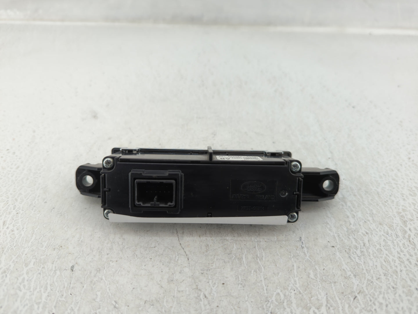 2018-2019 Jaguar Xf Climate Control Module Temperature AC/Heater Replacement P/N:GX73-14D694-AB Fits Fits 2018 2019 2020 OEM