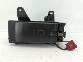compare product 2016-2019 Jaguar Xf Fusebox Fuse Box Panel Relay Module P/N:GX73-14A076-AA Fits Fits 2016 2017 2018 2019 OEM Used Auto Parts