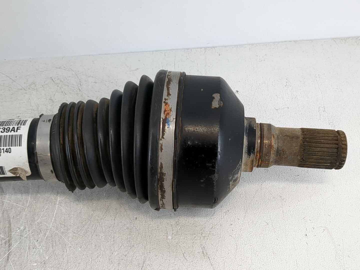 2014-2018 Jeep Cherokee Axle Shaft Front Driver Cv C/v - Oemusedautoparts1.com