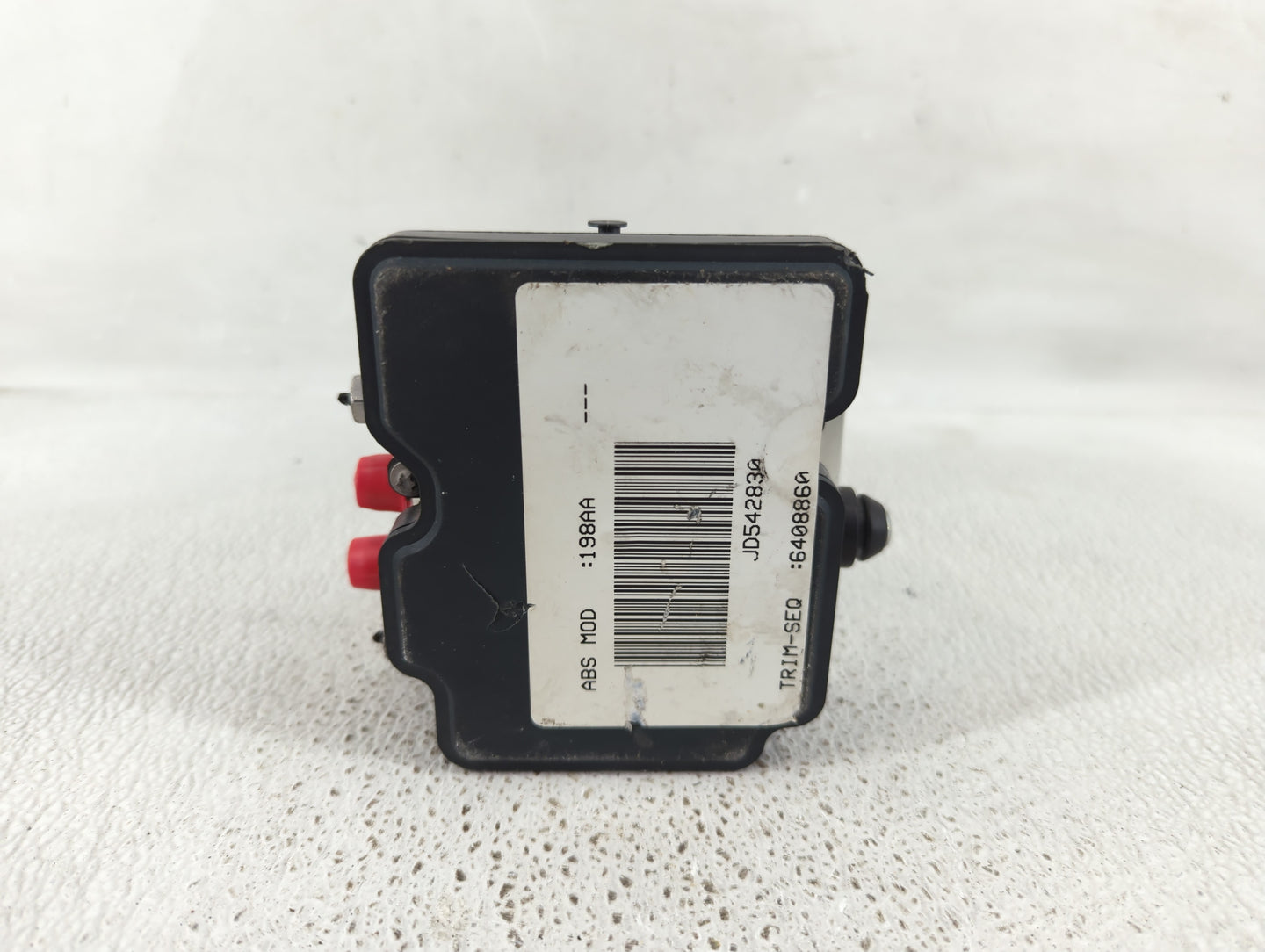 2017 Jeep Cherokee ABS Pump Control Module Replacement P/N:P68371198AA Fits OEM Used Auto Parts - Oemusedautoparts1.com