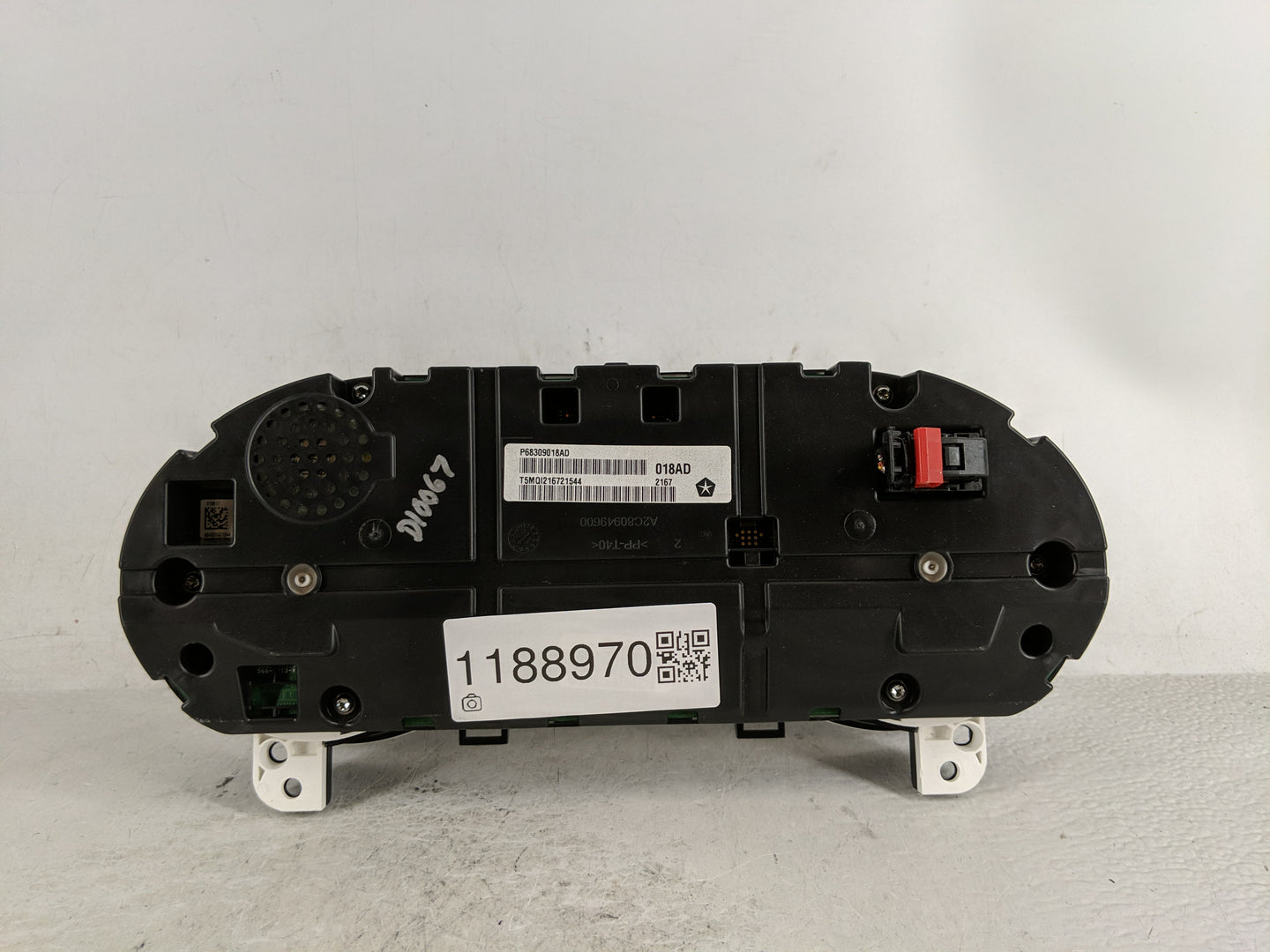 2017-2018 Jeep Cherokee Instrument Cluster Speedometer Gauges P/N:P68309018AD Fits Fits 2017 2018 OEM Used Auto Parts - Oemu
