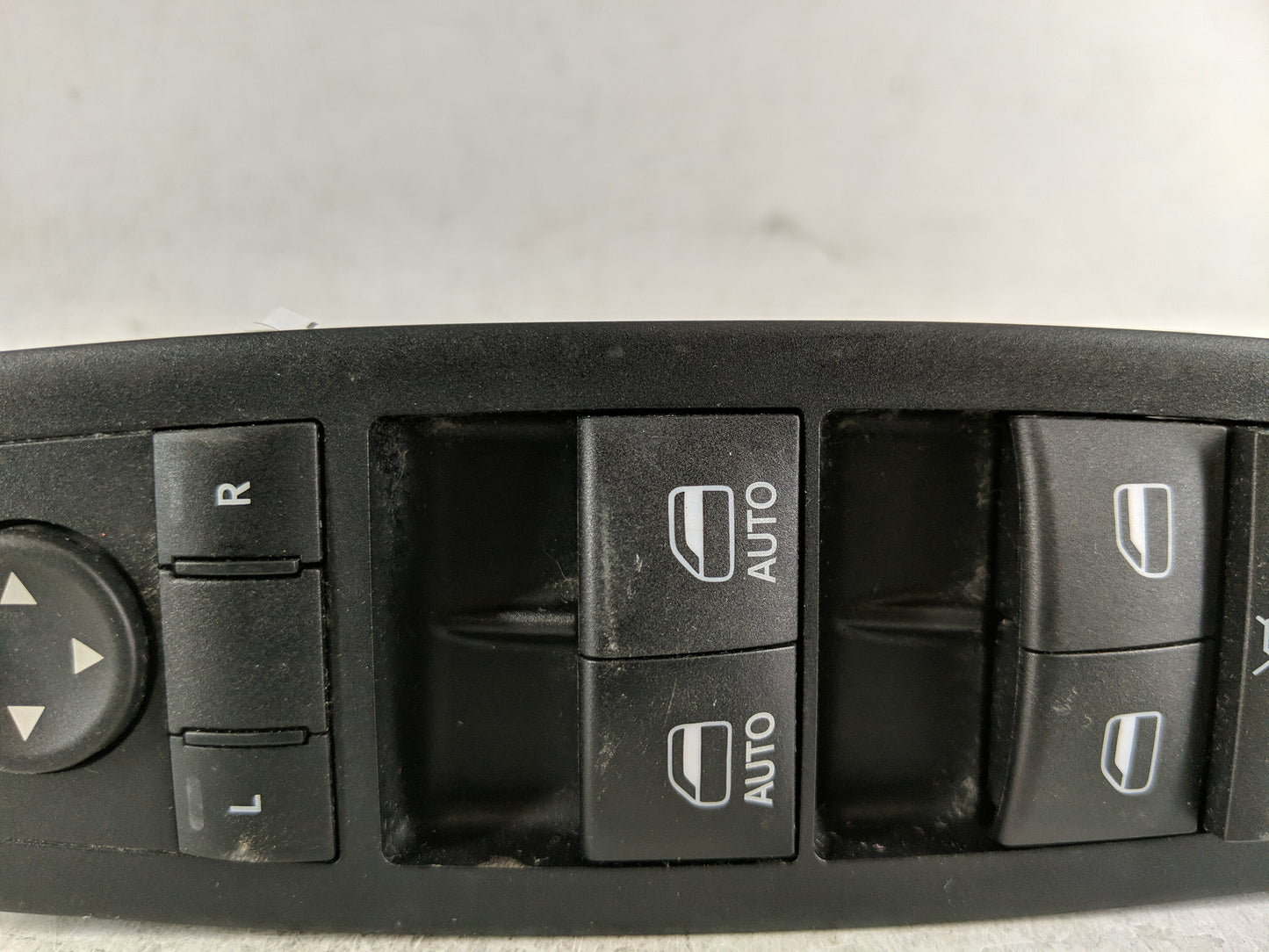 2015-2022 Jeep Cherokee Master Power Window Switch Replacement Driver Side Left P/N:68271206AB 68271206AA Fits OEM Used Auto