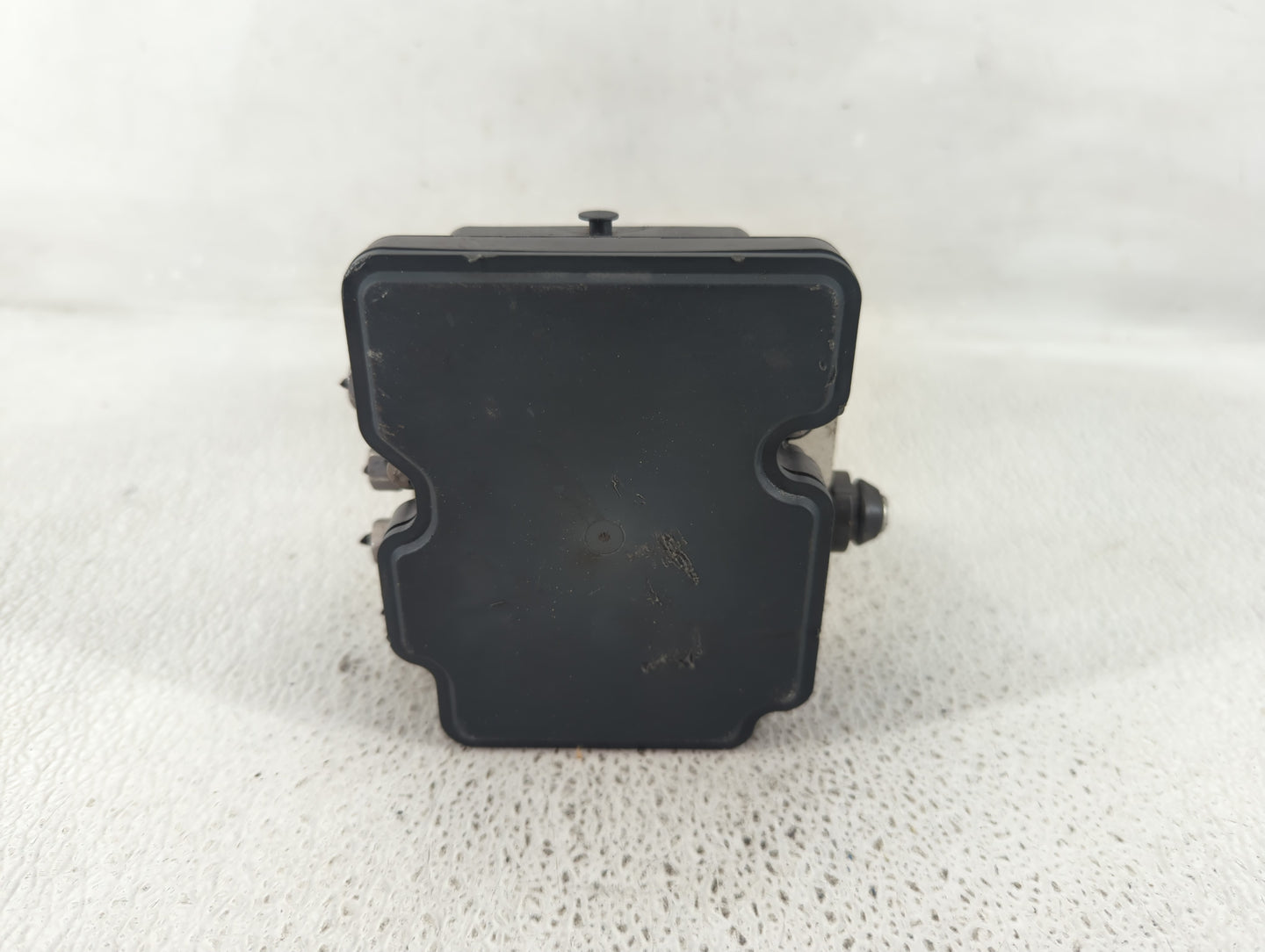 2018 Jeep Cherokee ABS Pump Control Module Replacement P/N:P68293541 AB Fits OEM Used Auto Parts - Oemusedautoparts1.com