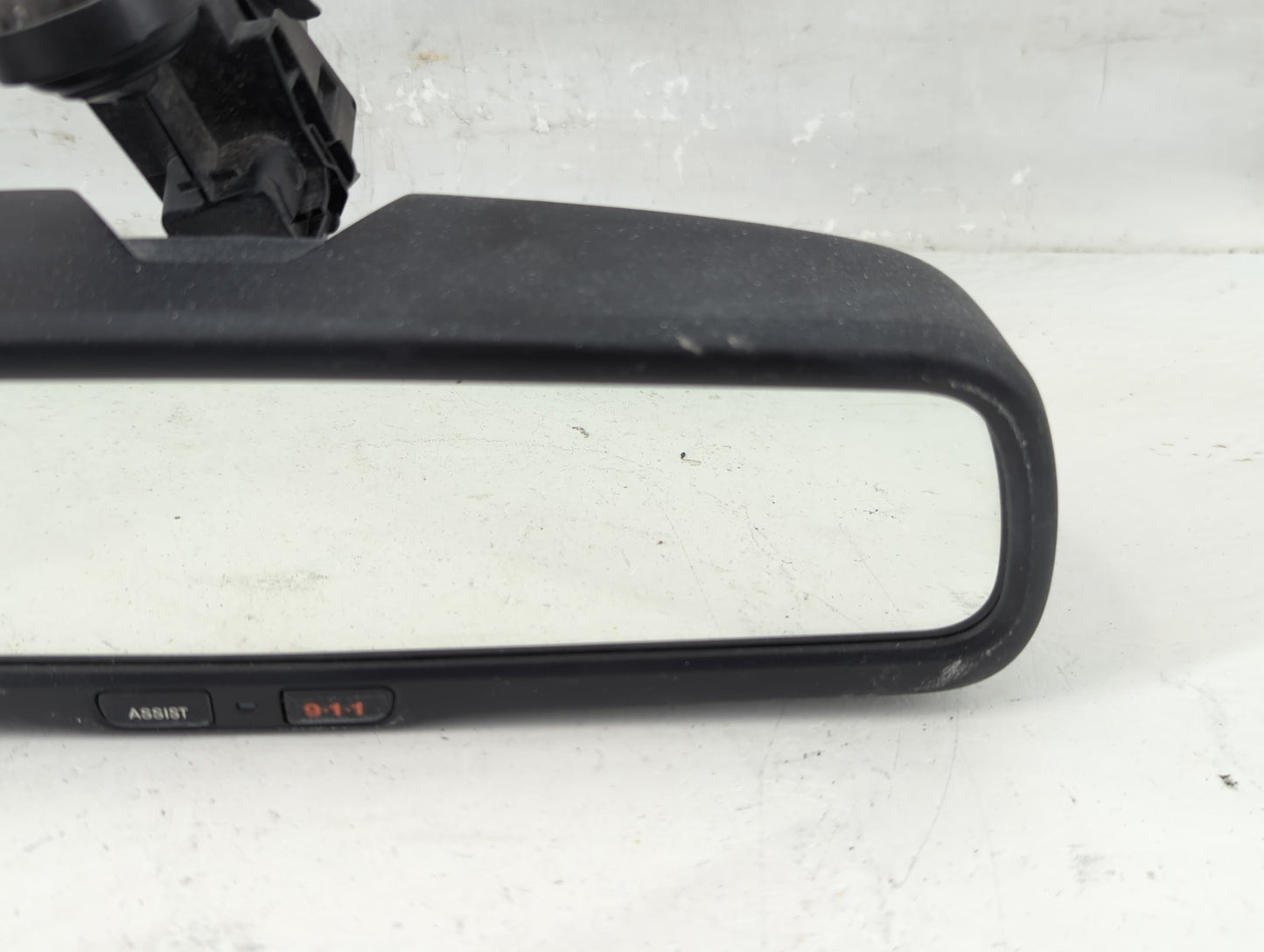 2018 Jeep Cherokee Interior Rear View Mirror Replacement OEM P/N:E11028018 Fits OEM Used Auto Parts - Oemusedautoparts1.com